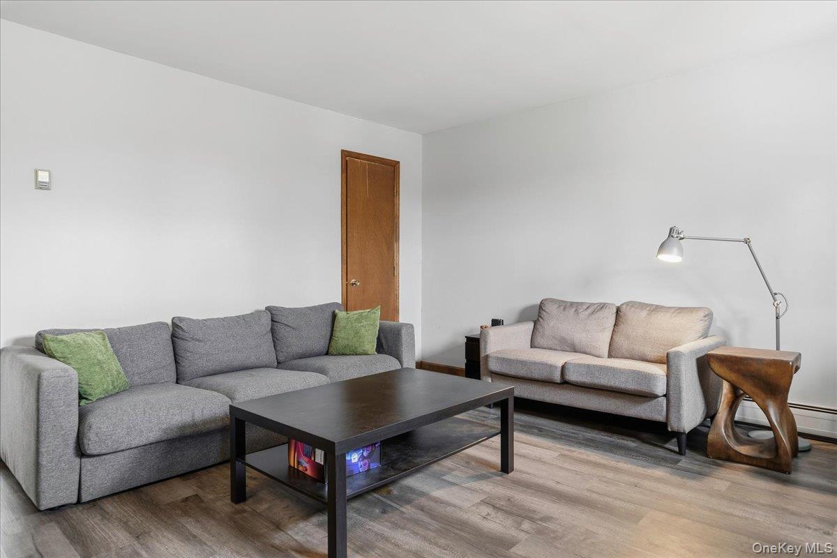 8 Maple Avenue, Goshen, NY 10924