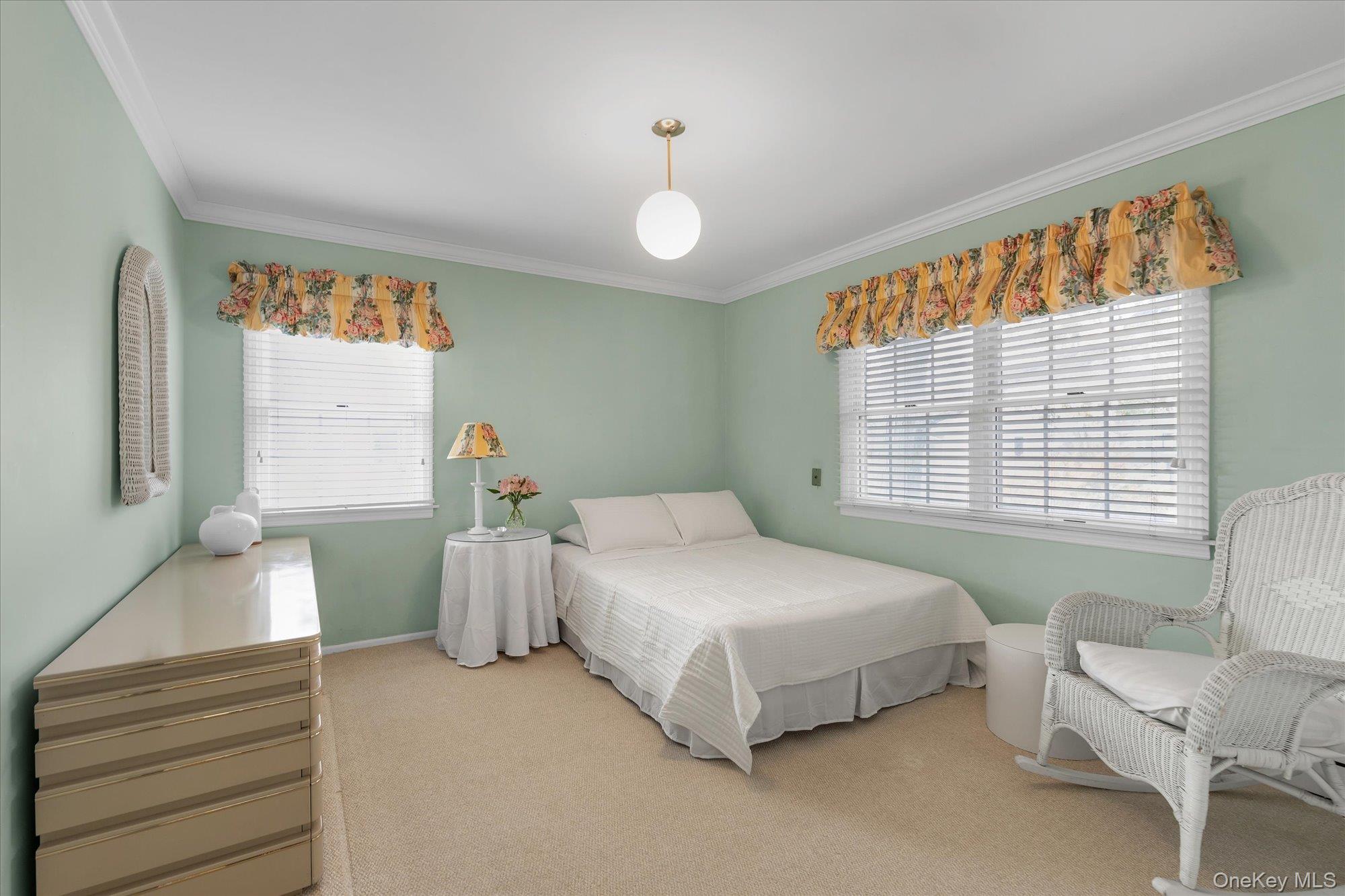 19 Dell Drive, East Rockaway, NY 11518