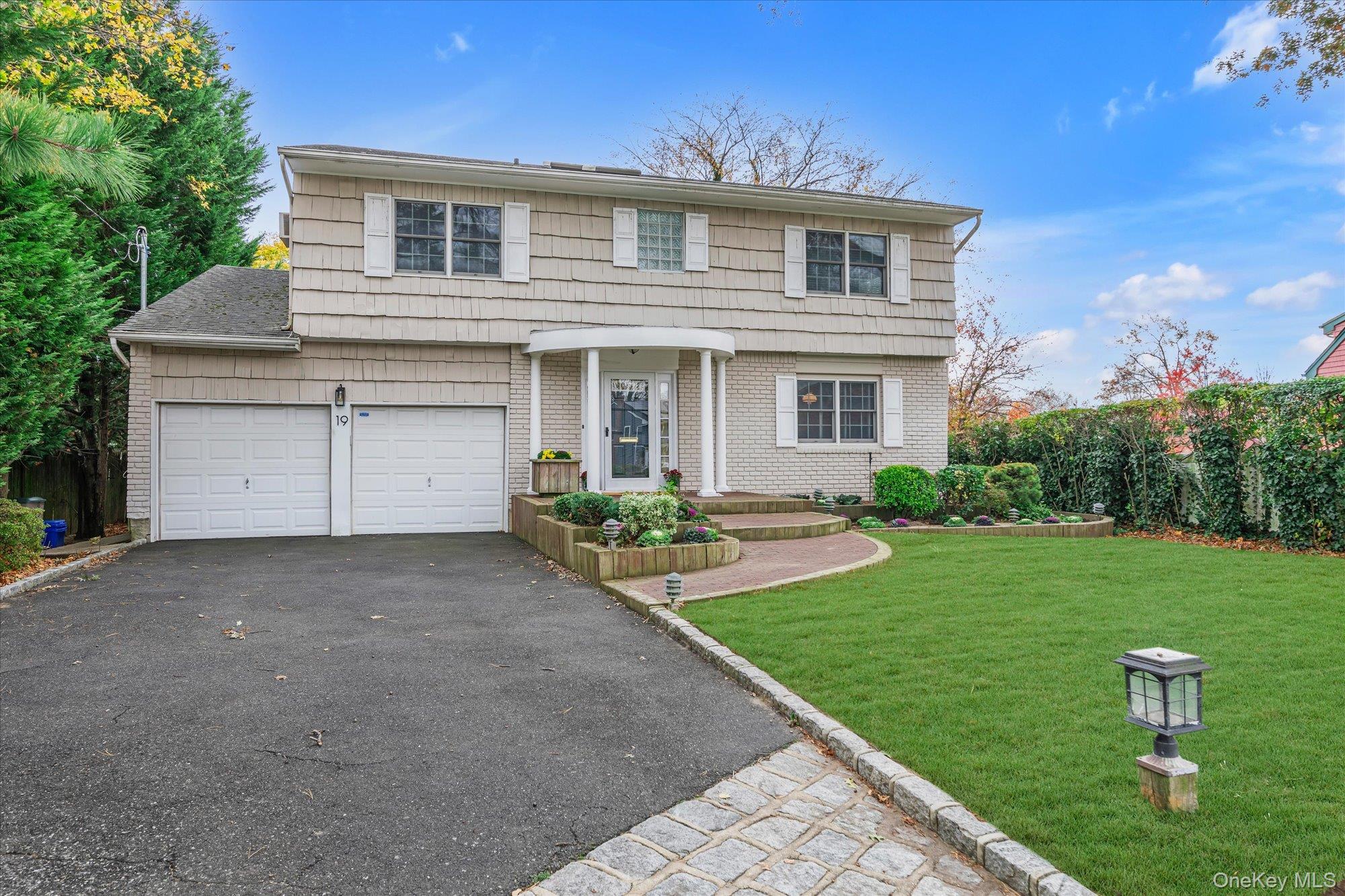 19 Dell Drive, East Rockaway, NY 11518