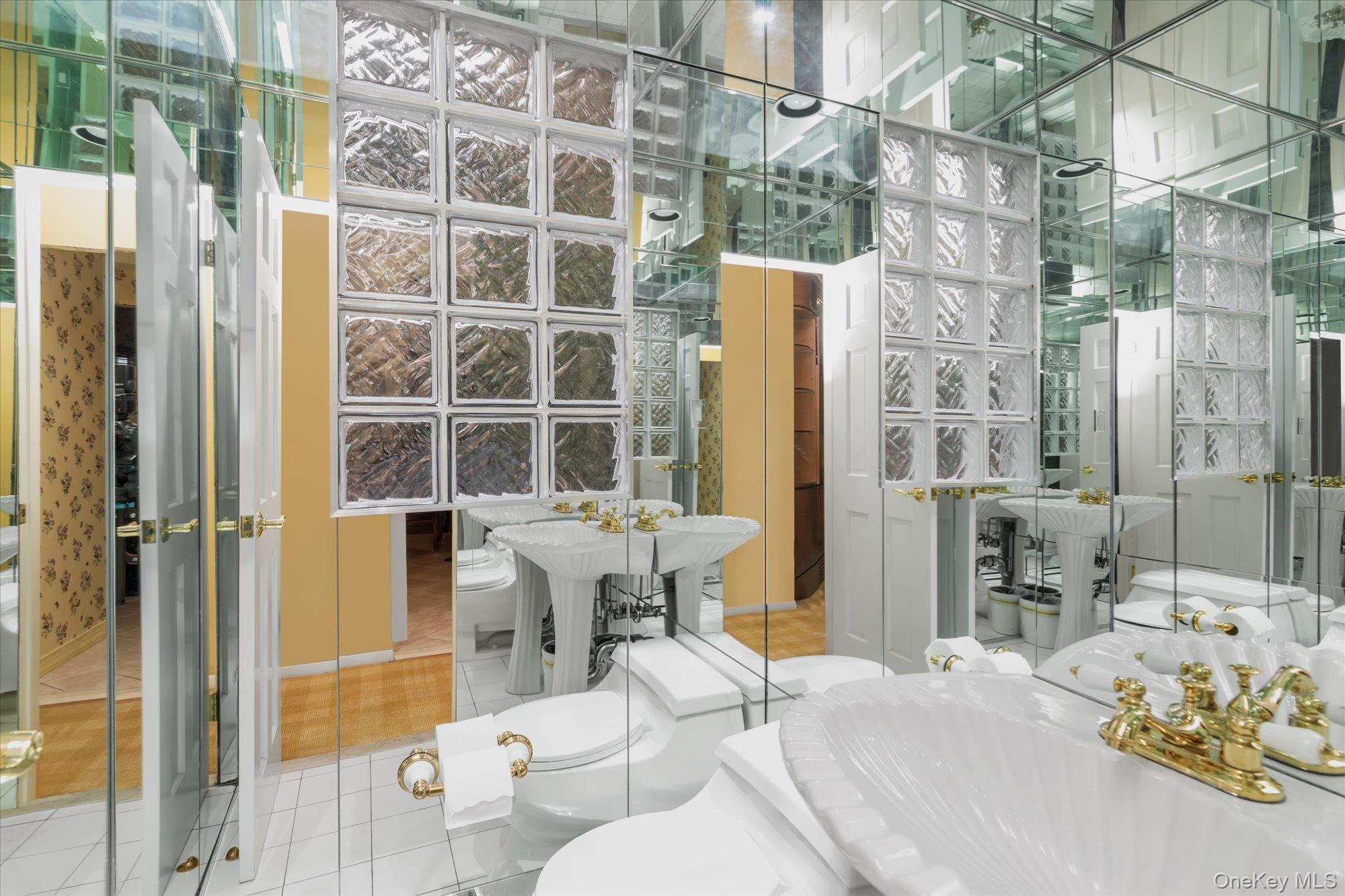 19 Dell Drive, East Rockaway, NY 11518