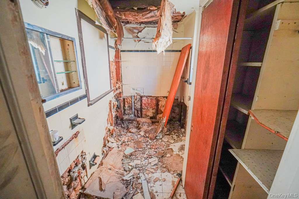 128 N 7th Avenue, Mount Vernon, NY 10550