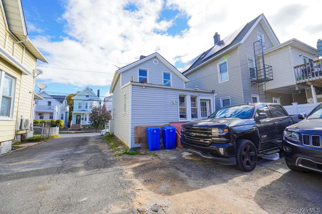 128 N 7th Avenue, Mount Vernon, NY 10550