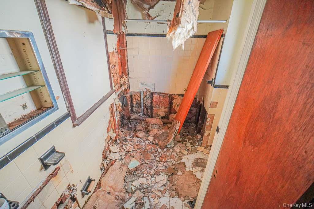 128 N 7th Avenue, Mount Vernon, NY 10550