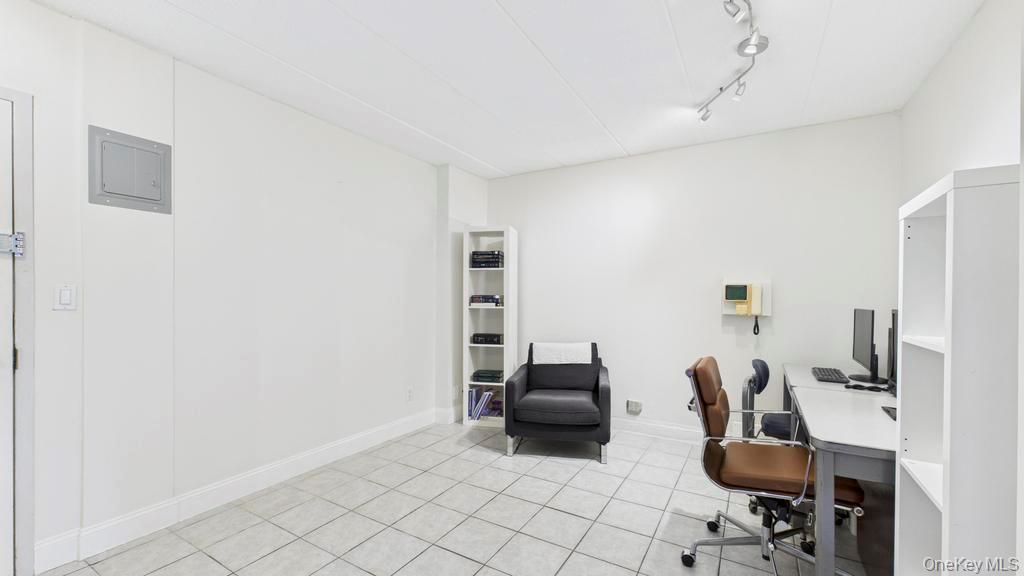 8708 Justice Avenue # 1D, Elmhurst, NY 11373