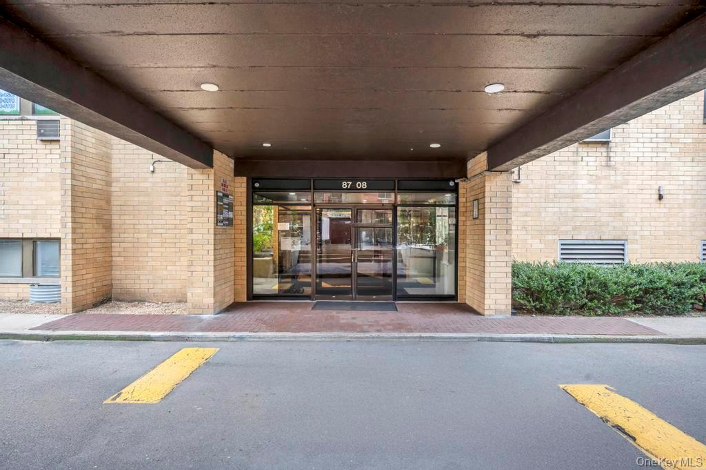 8708 Justice Avenue # 1B, Elmhurst, NY 11373