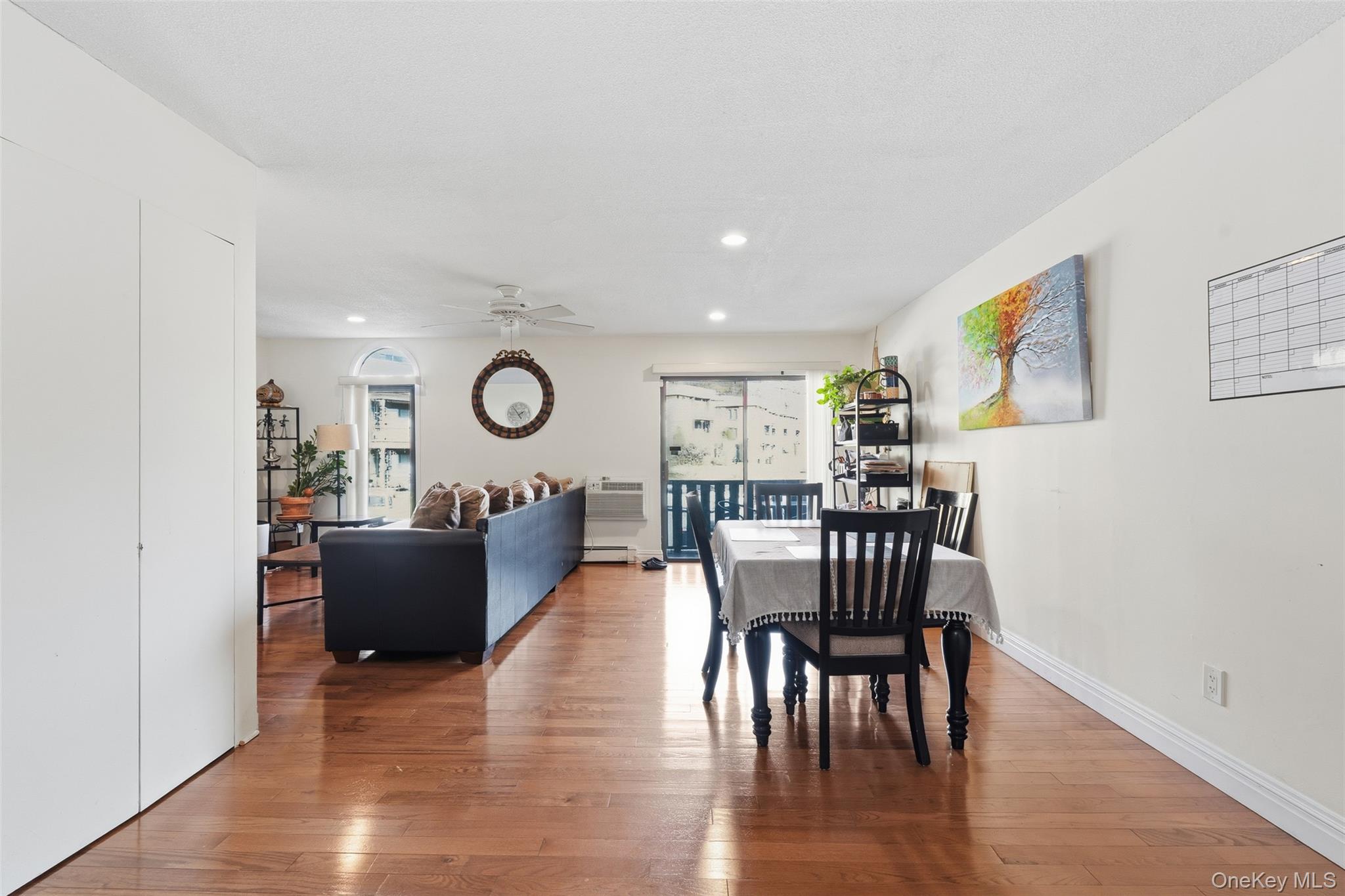 11 Granada Cres # 6, White Plains, NY 10603