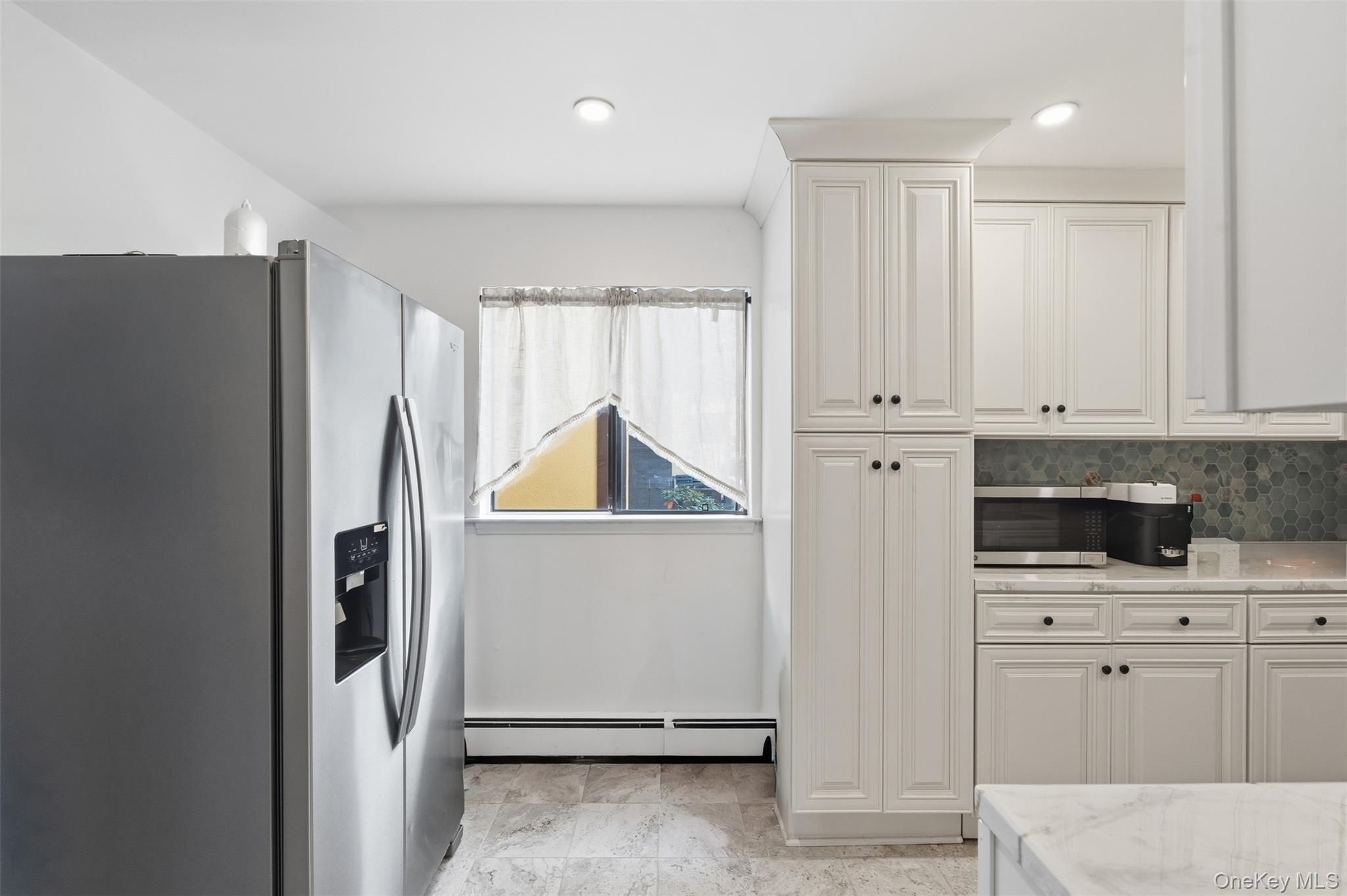 11 Granada Cres # 6, White Plains, NY 10603