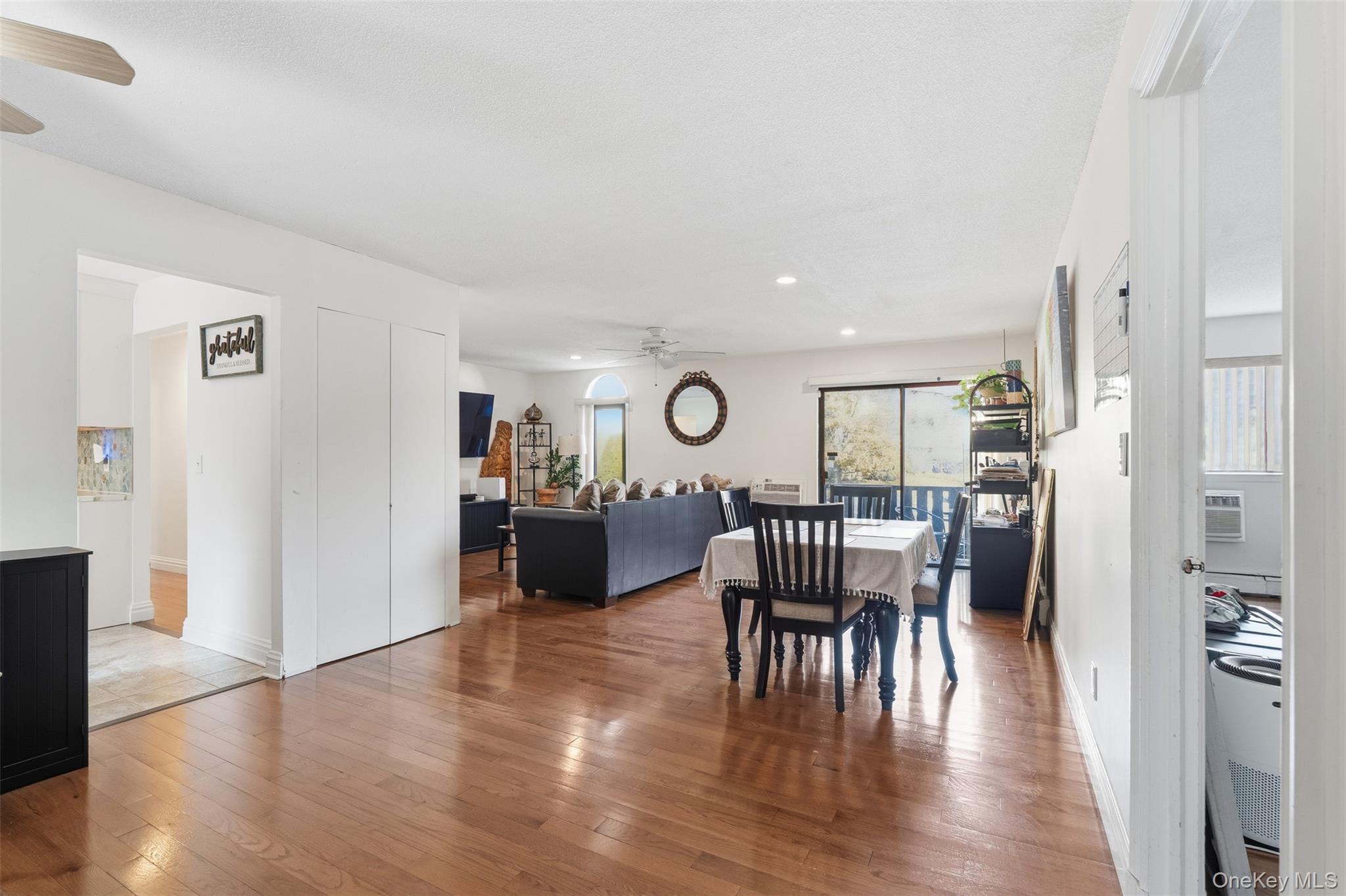 11 Granada Cres # 6, White Plains, NY 10603