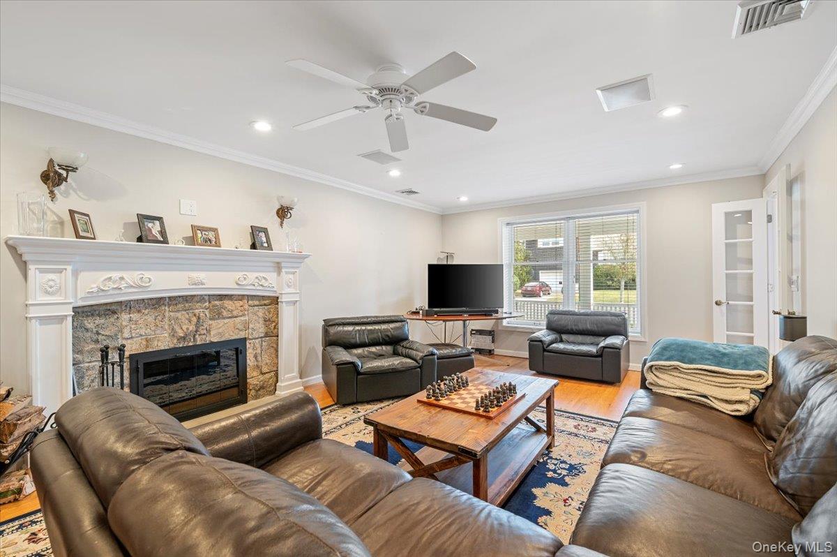 3476 Colony Drive, Baldwin Harbor, NY 11510