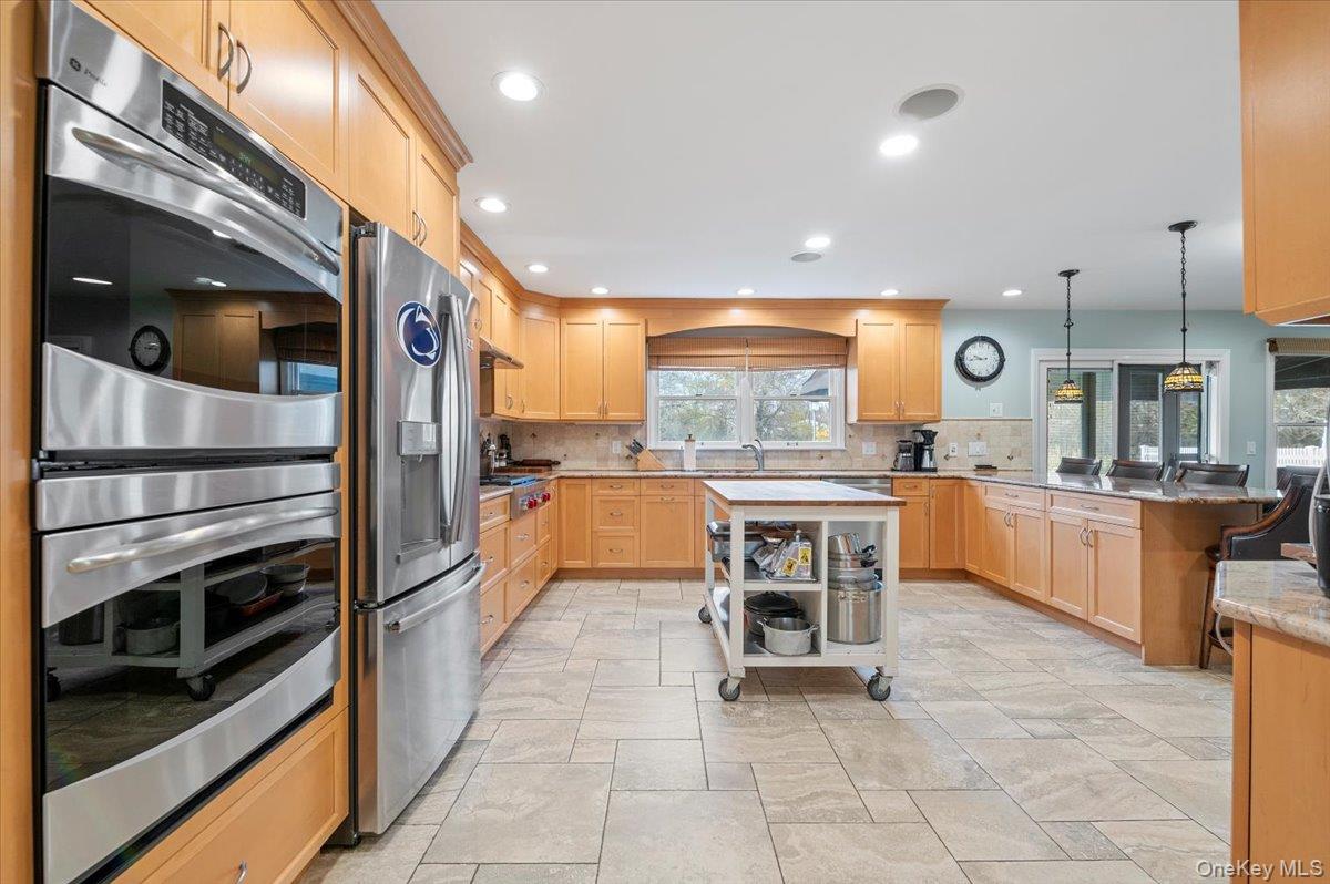 3476 Colony Drive, Baldwin Harbor, NY 11510