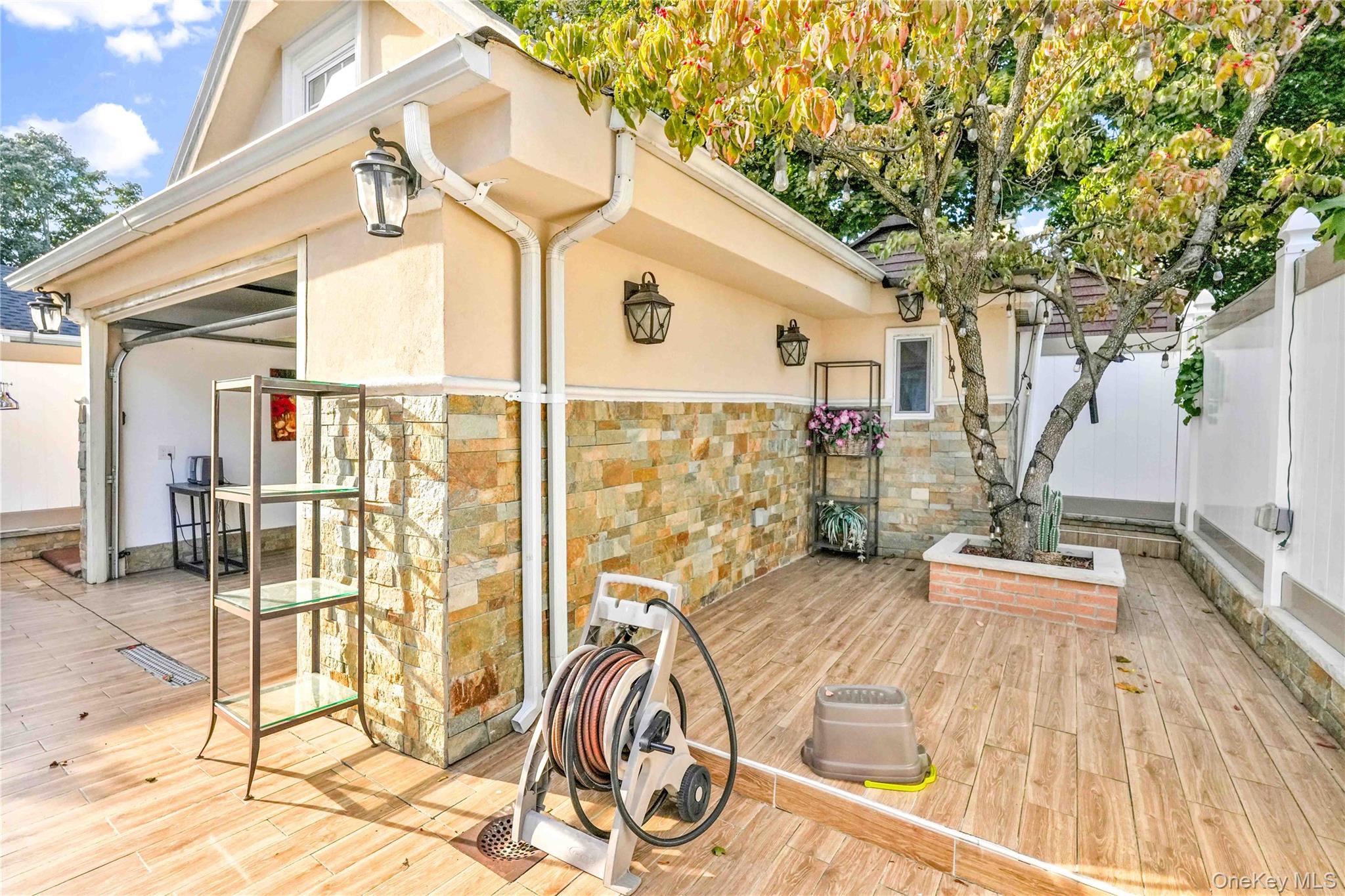 8063 87th Road, Woodhaven, NY 11421