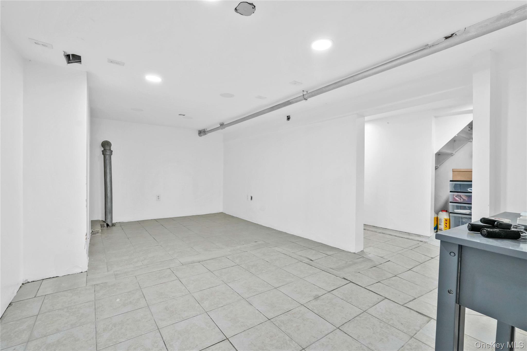 8063 87th Road, Woodhaven, NY 11421