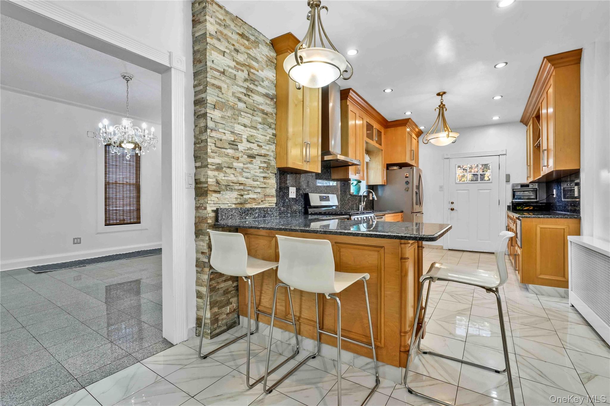 8063 87th Road, Woodhaven, NY 11421