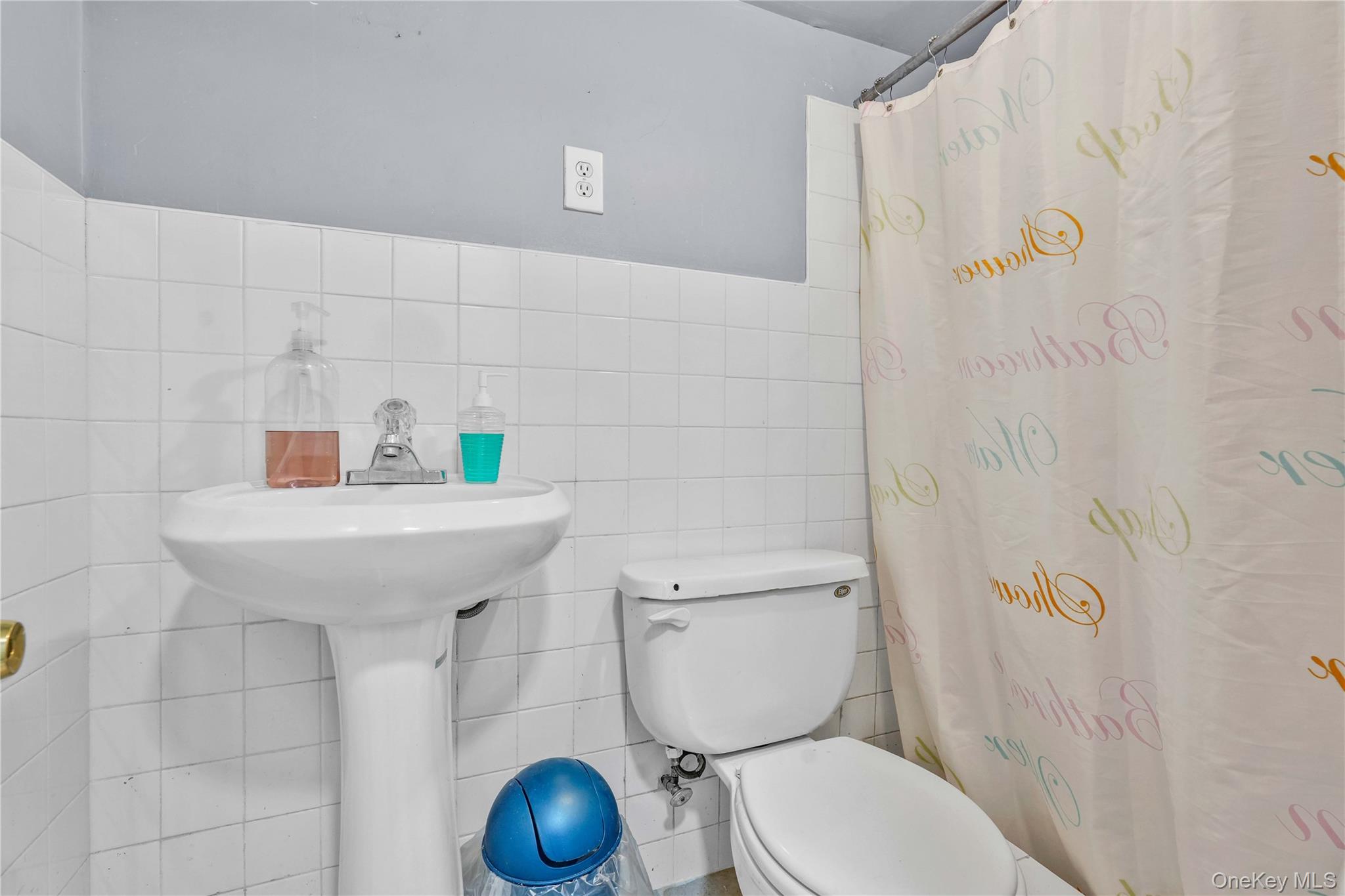 8063 87th Road, Woodhaven, NY 11421