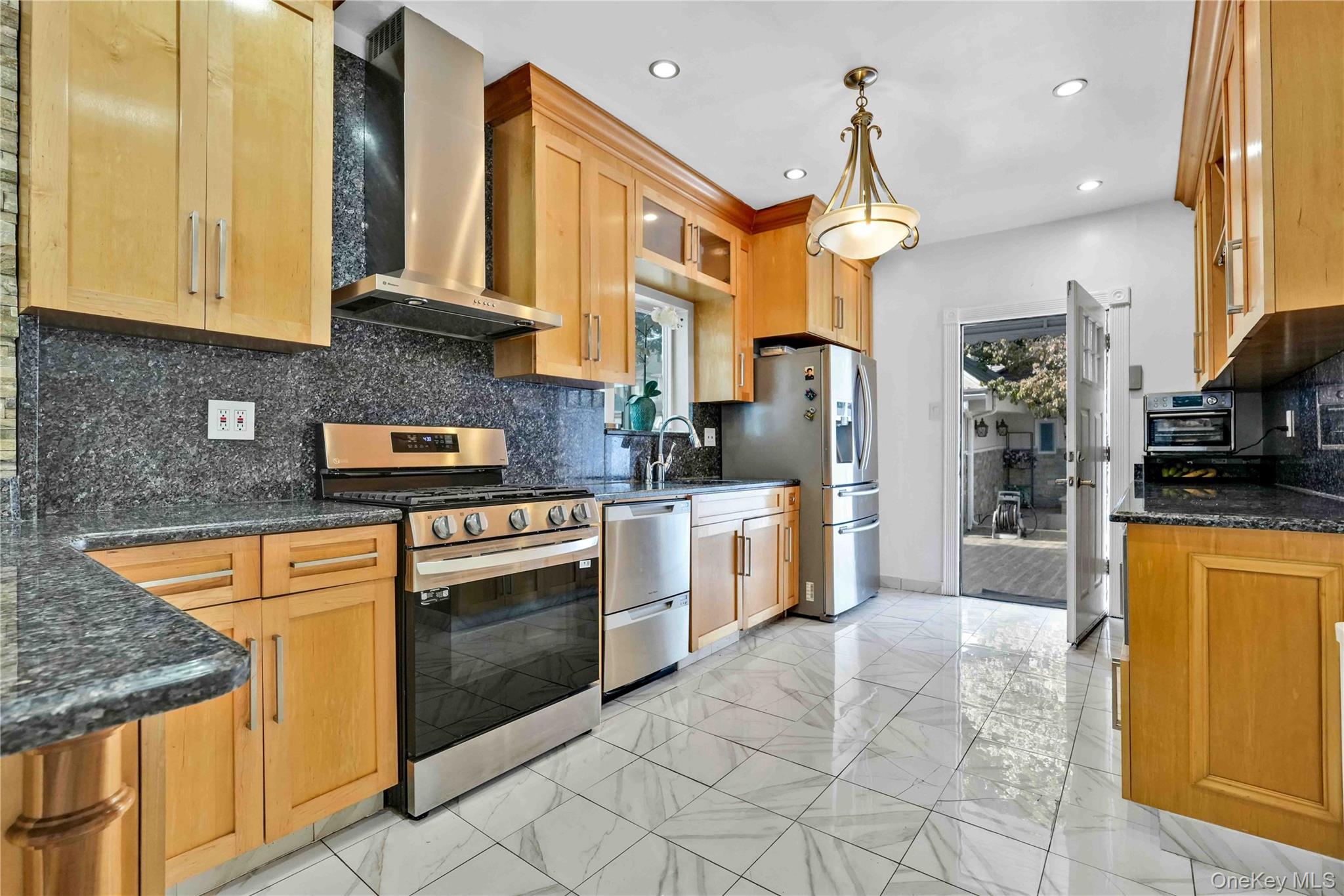 8063 87th Road, Woodhaven, NY 11421