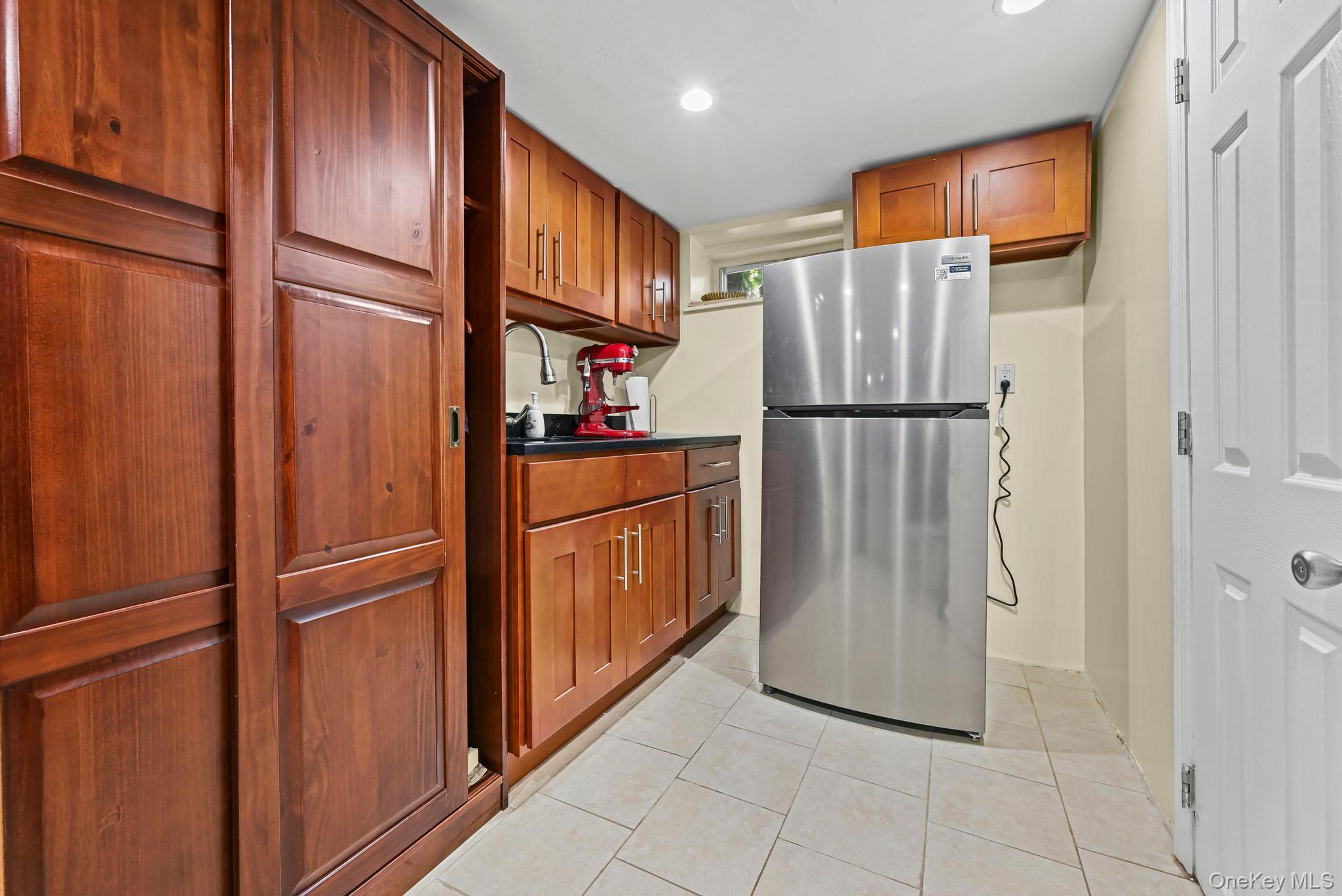 8915 88th Street, Woodhaven, NY 11421