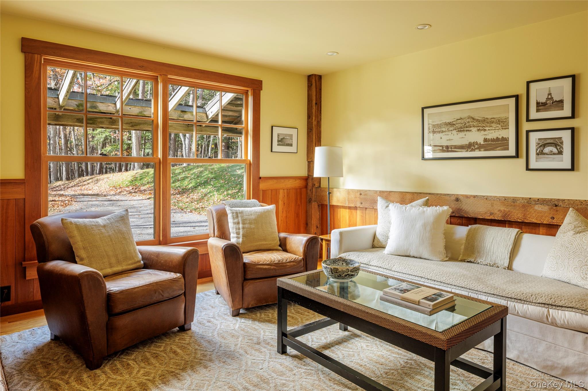 46 Lockrow Road, Troy, NY 12180