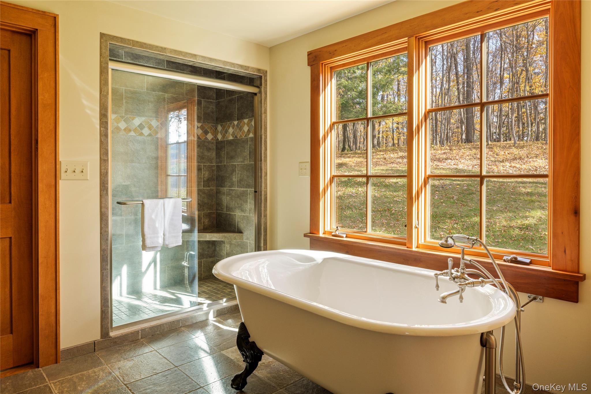 46 Lockrow Road, Troy, NY 12180