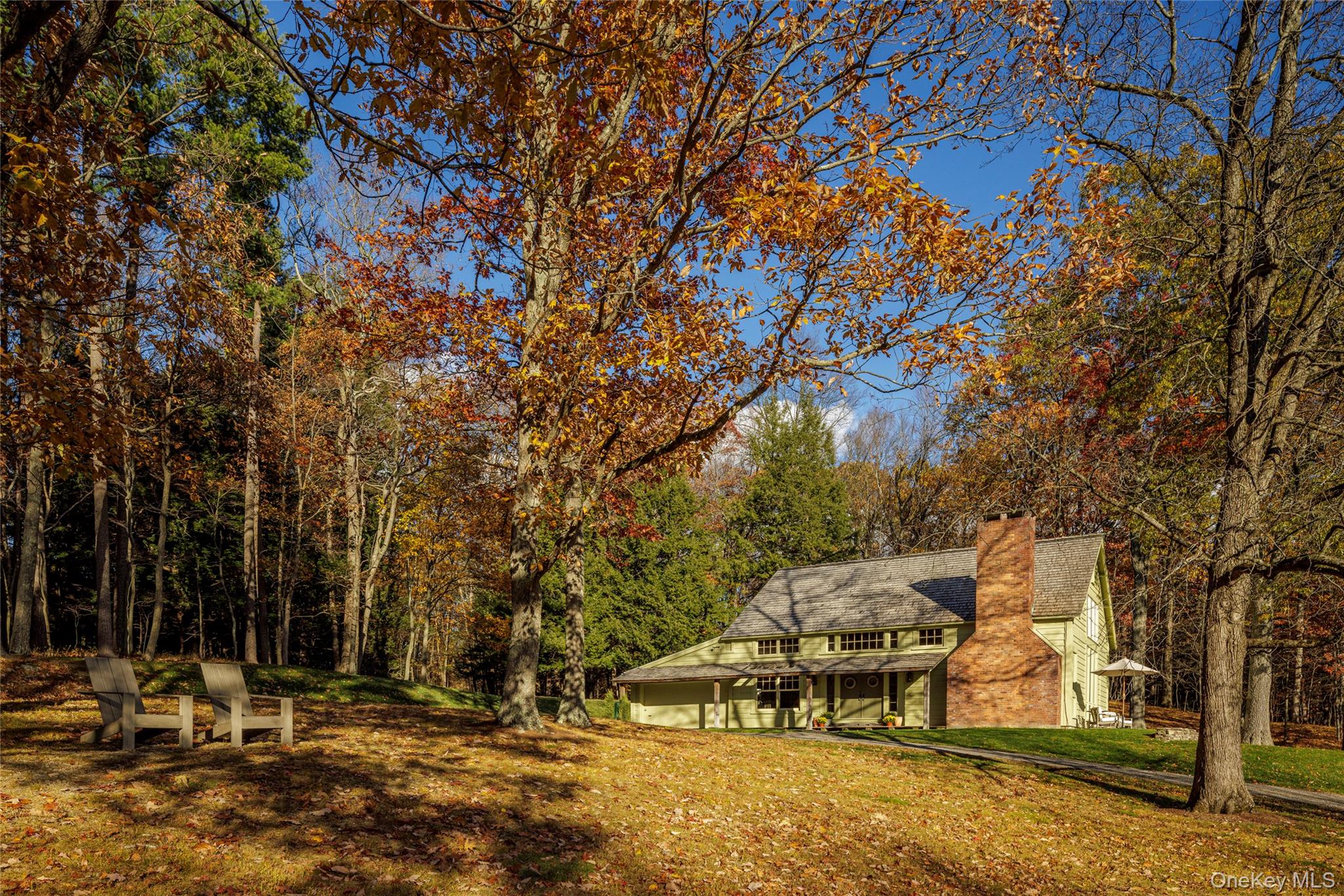 46 Lockrow Road, Troy, NY 12180