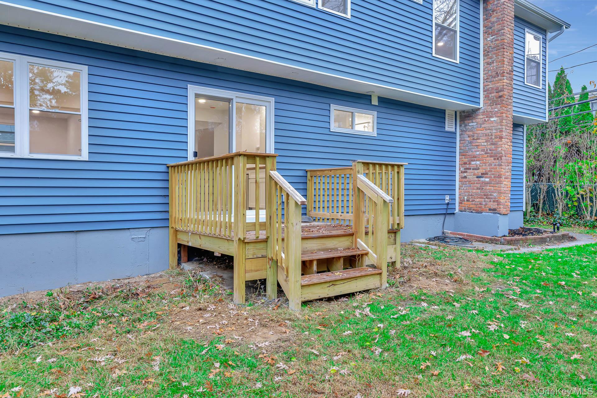 2 Highland Place, Nesconset, NY 11767