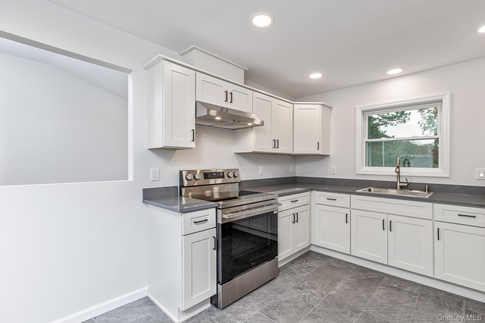 2 Highland Place, Nesconset, NY 11767