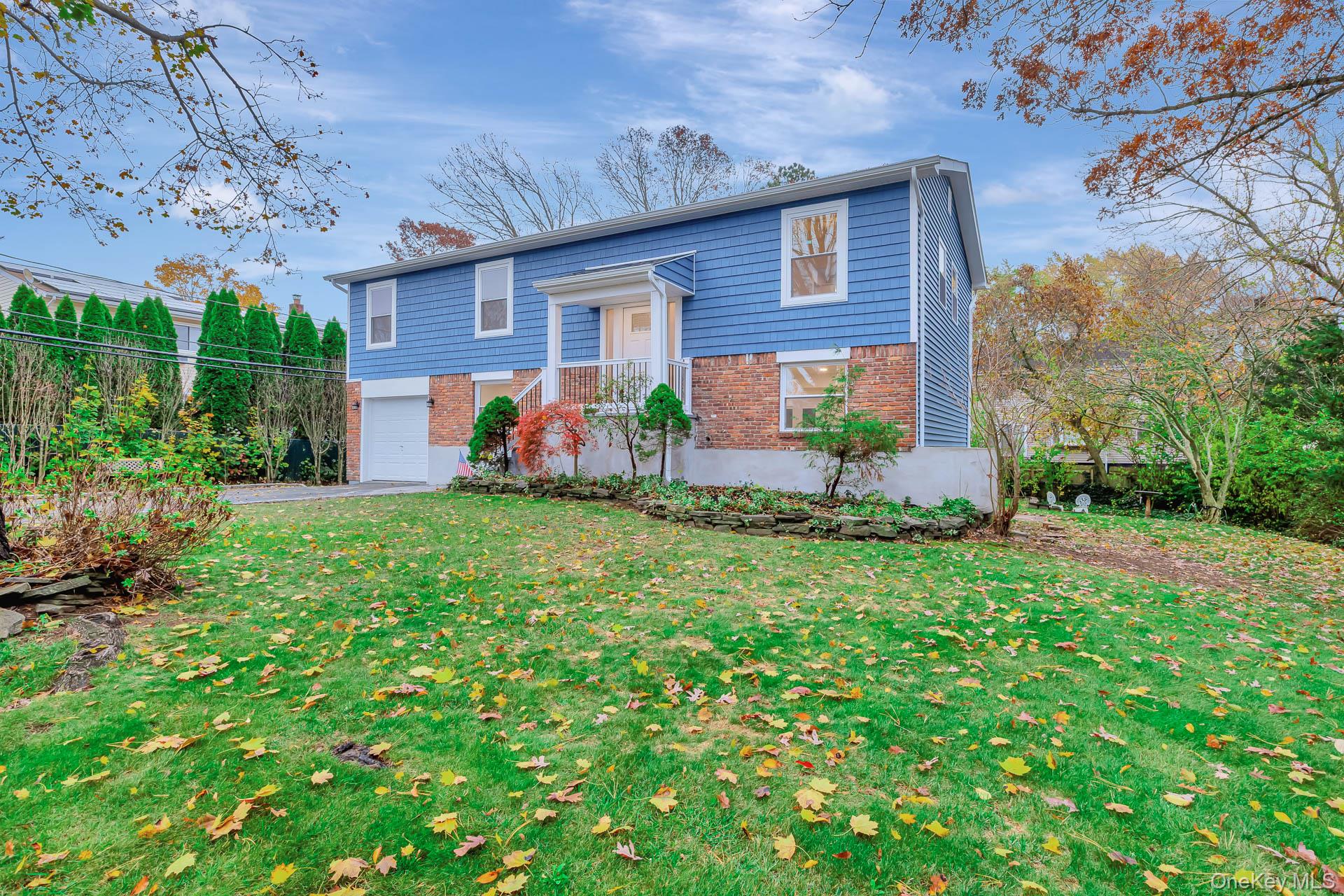 2 Highland Place, Nesconset, NY 11767