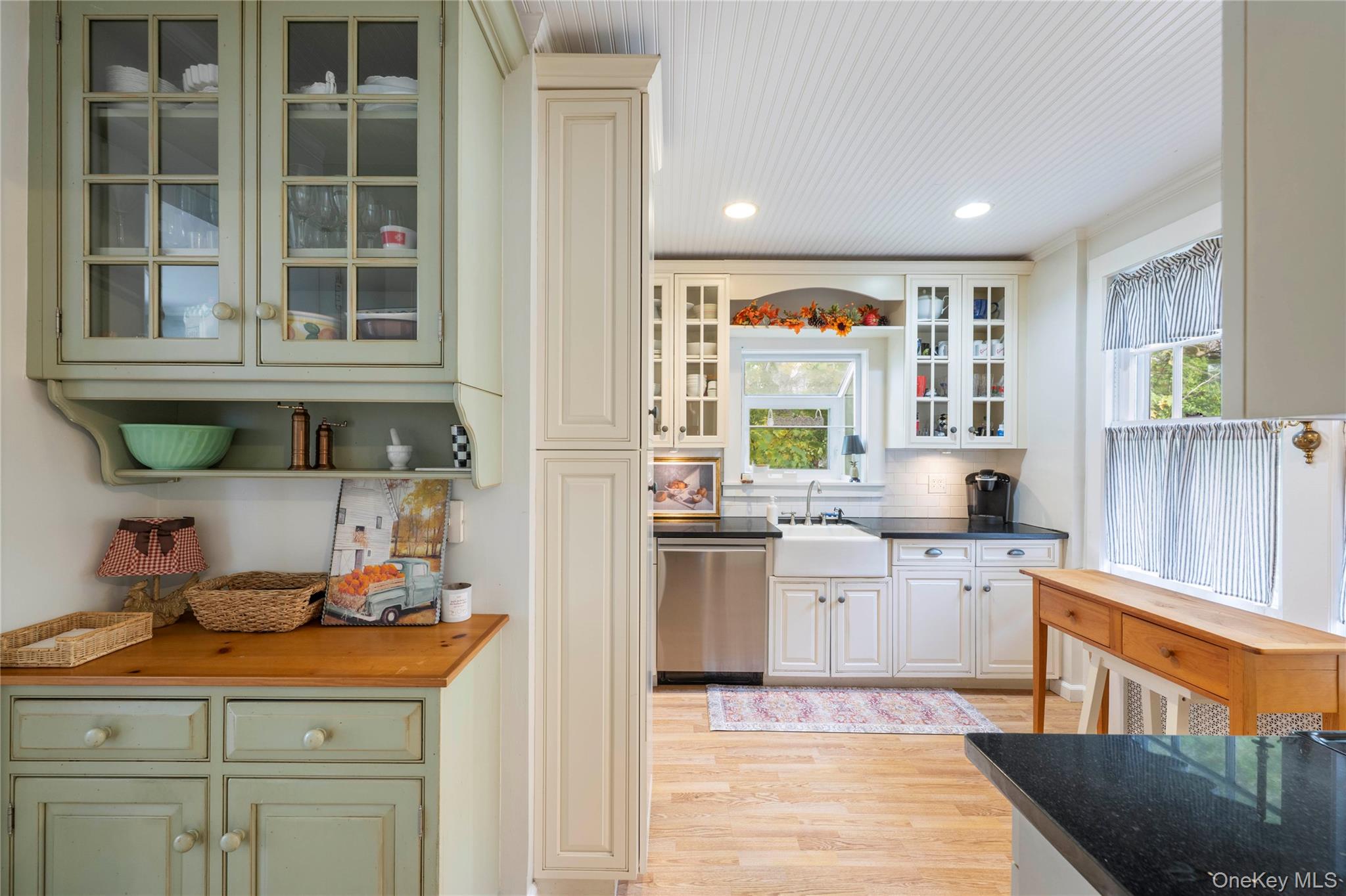 83 Sunnyside Drive, Yonkers, NY 10705