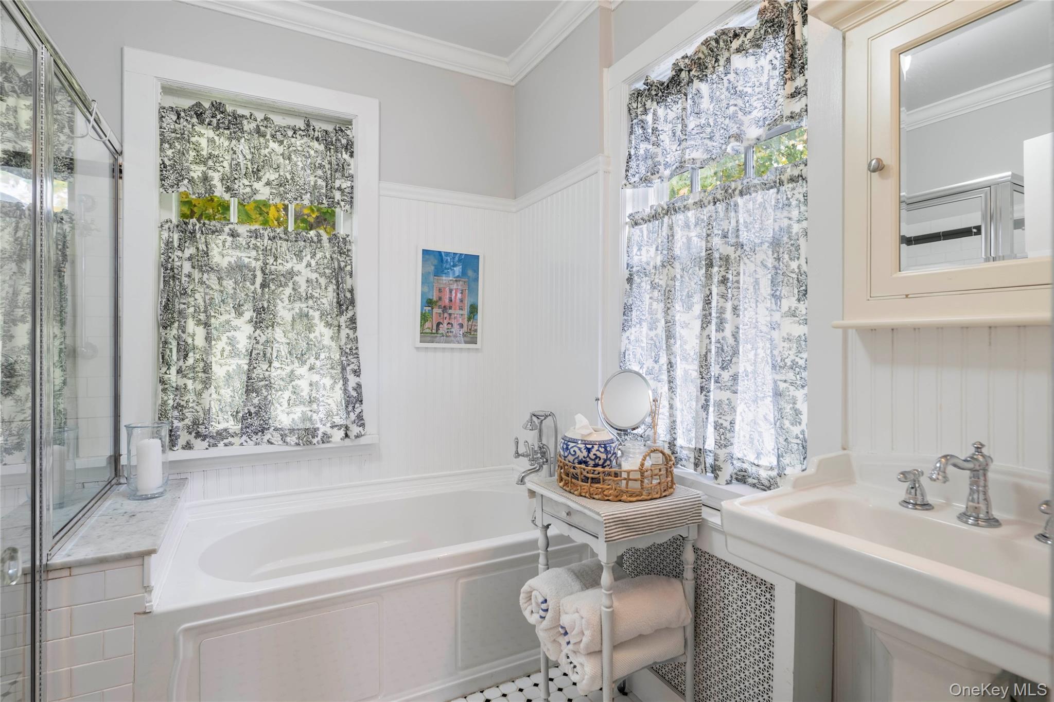 83 Sunnyside Drive, Yonkers, NY 10705