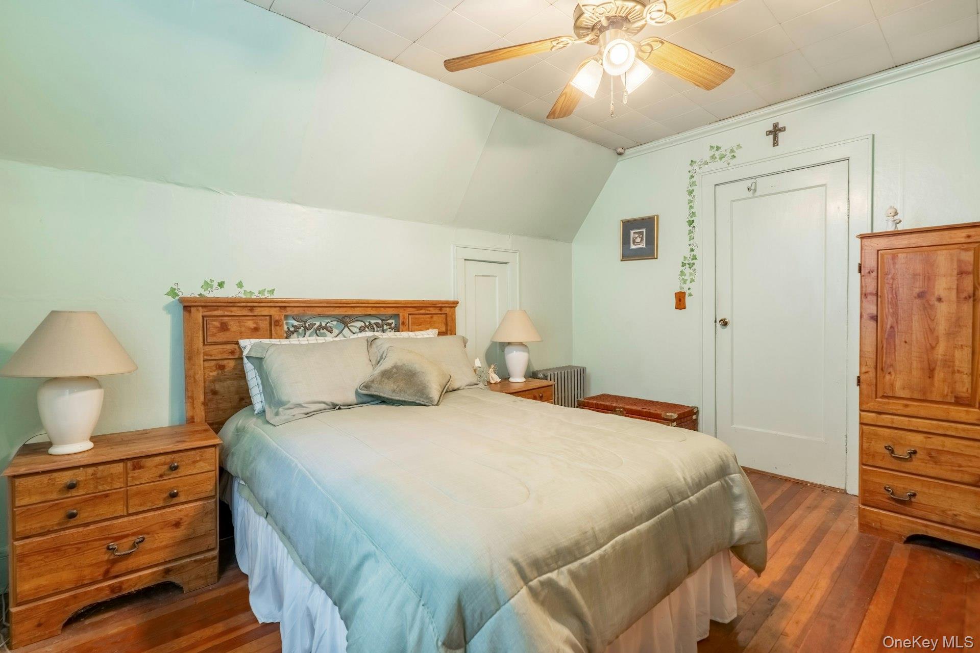 180 Thomas Street, Brentwood, NY 11717