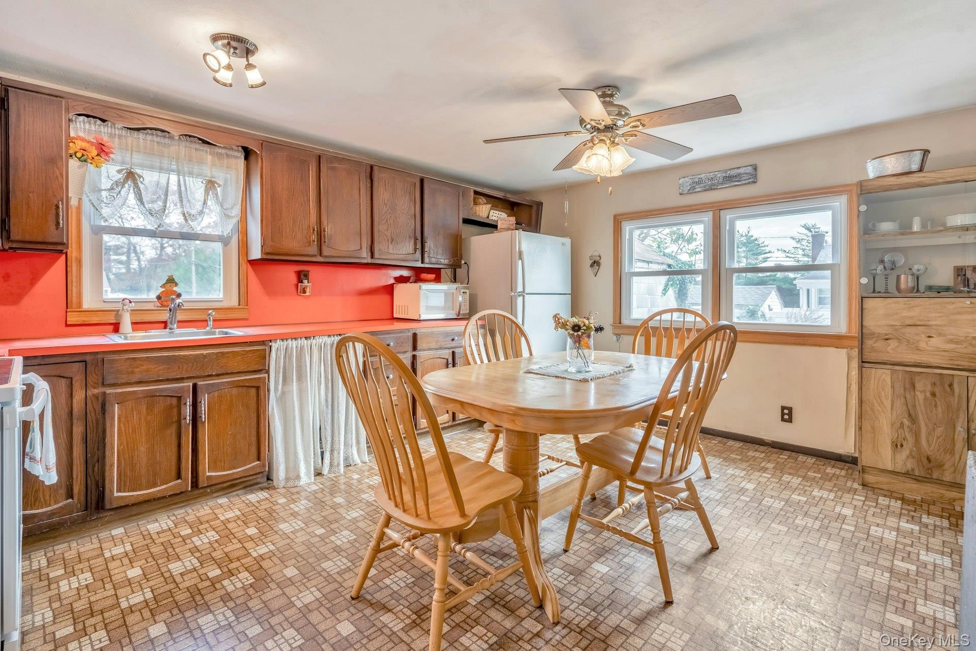 180 Thomas Street, Brentwood, NY 11717