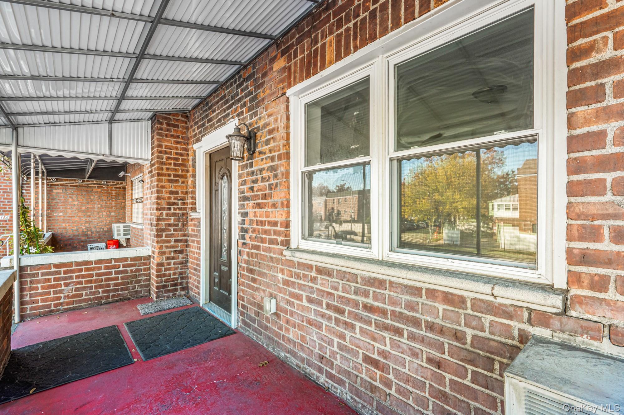 61-12 Main Street, Flushing, NY 11358