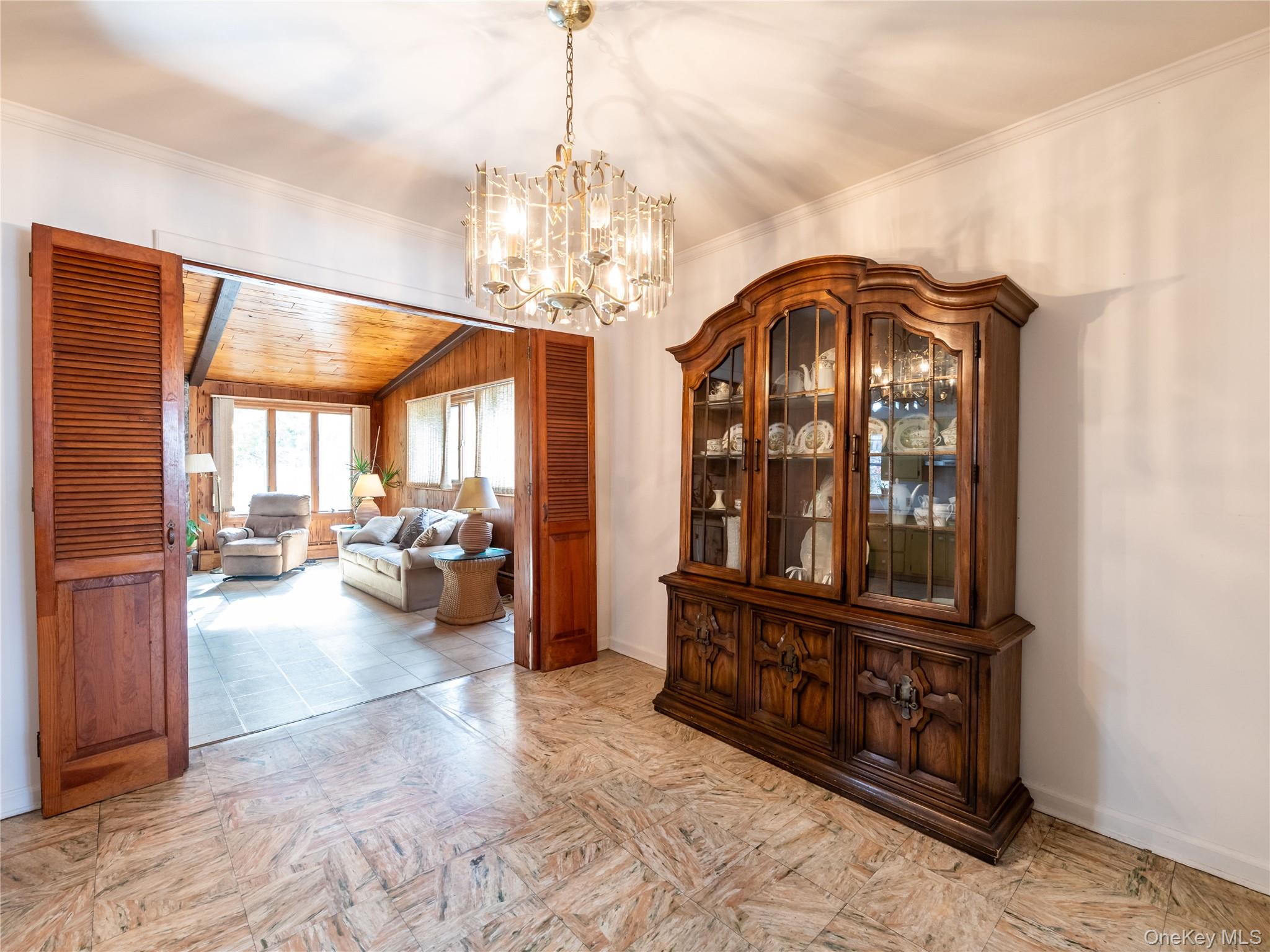 556 Jackson Street, Baldwin, NY 11510