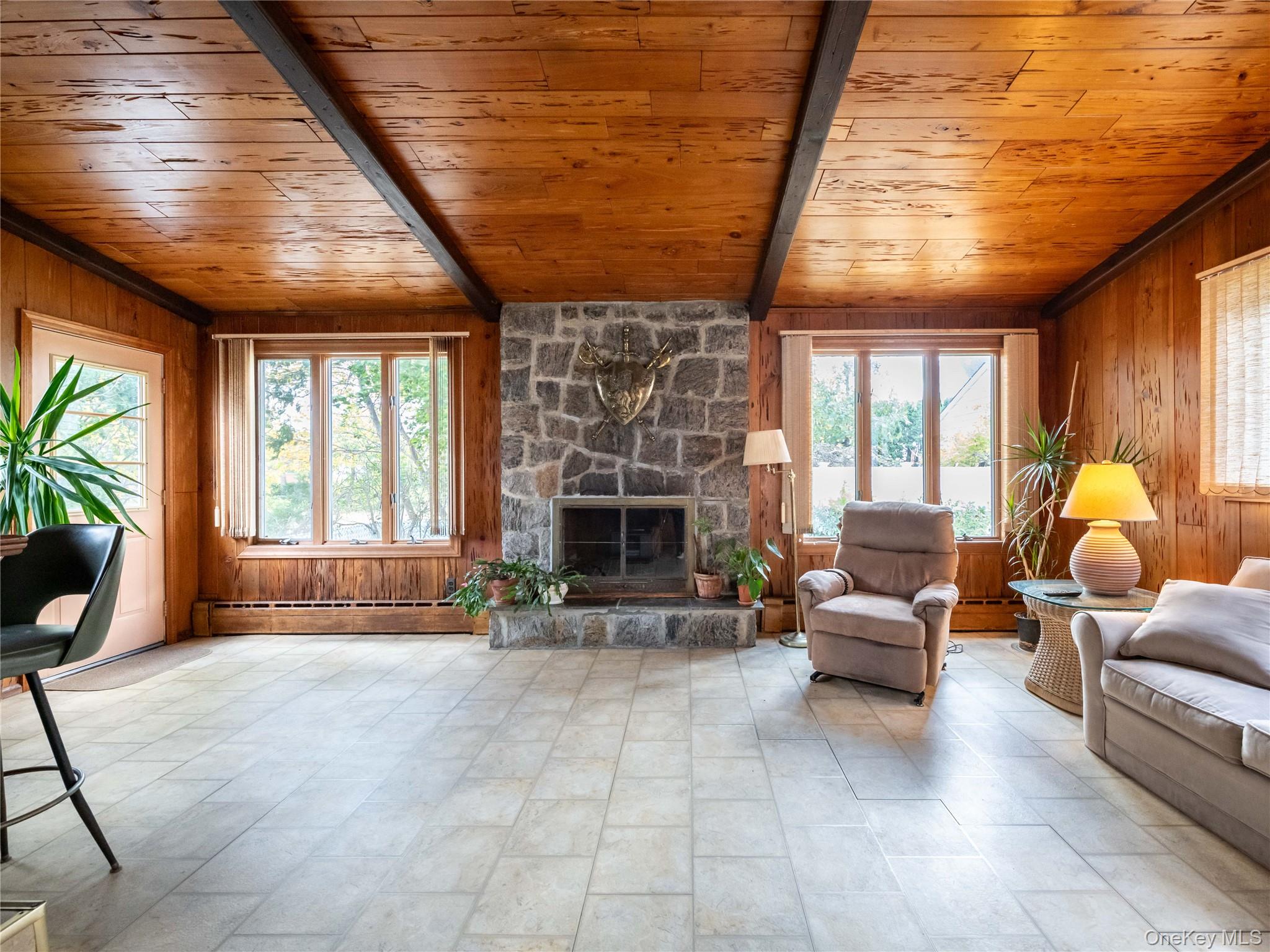 556 Jackson Street, Baldwin, NY 11510