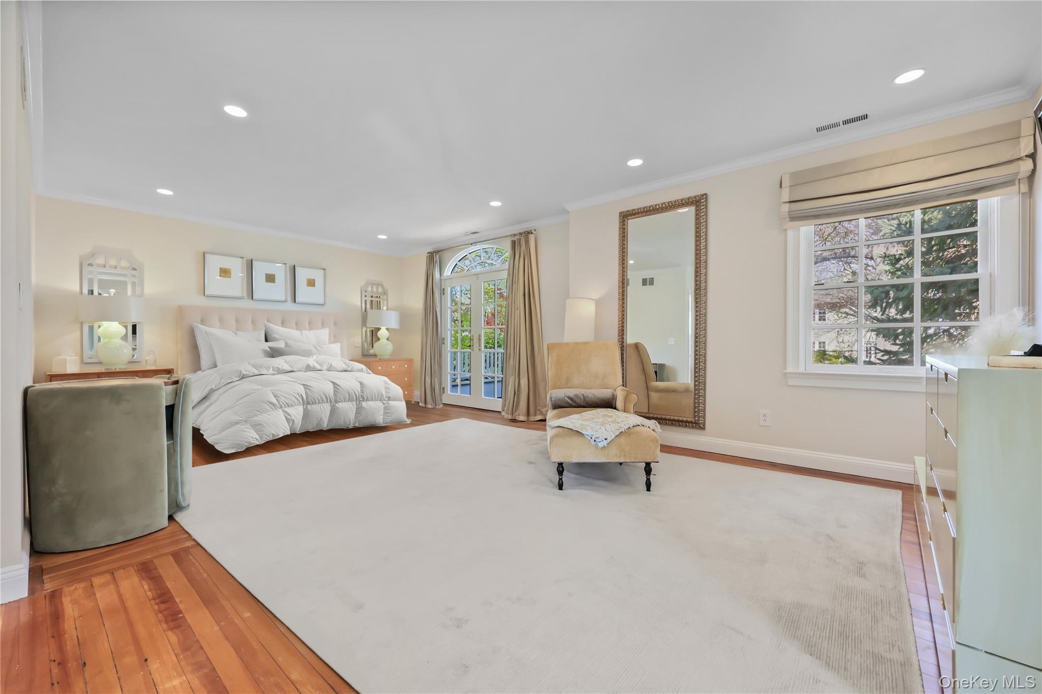 7 Plateau Circle W, Bronxville, NY 10708