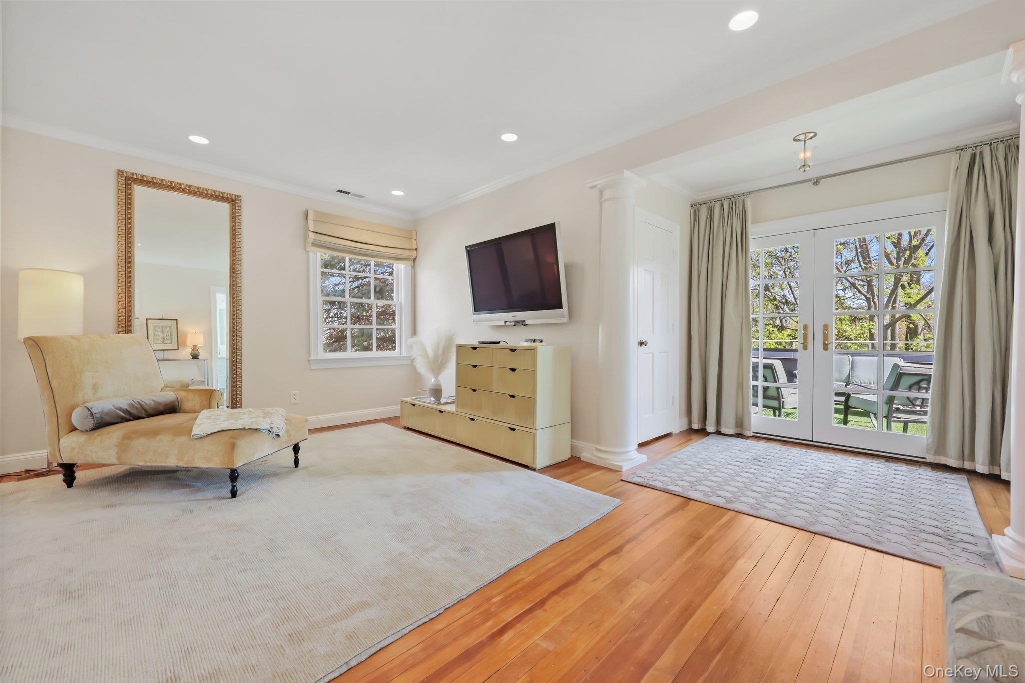 7 Plateau Circle W, Bronxville, NY 10708