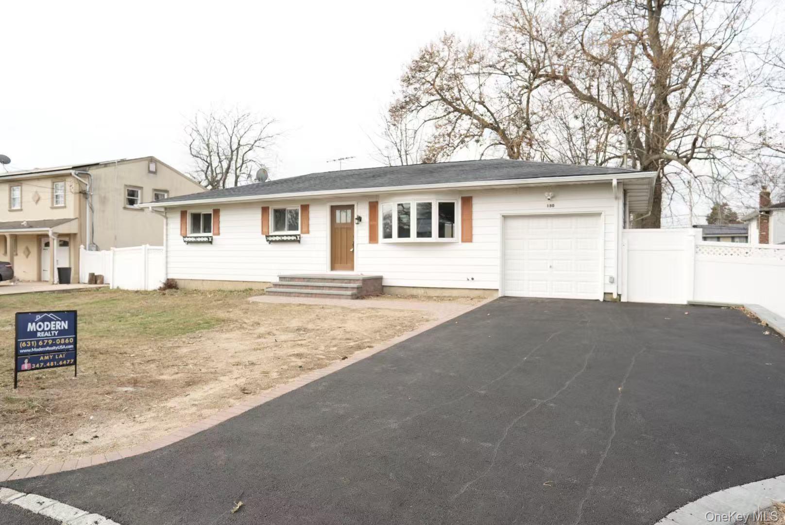 150 Scott Avenue, Deer Park, NY 11729