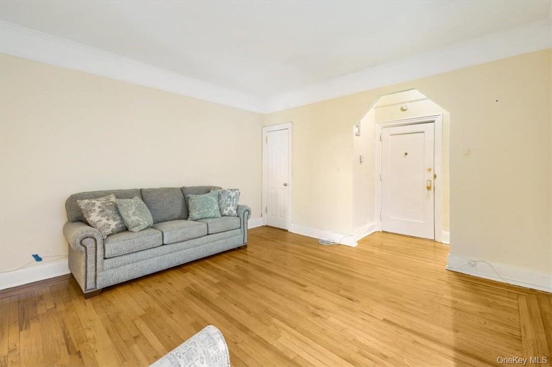 663 Locust Street # 4A, Mount Vernon, NY 10552