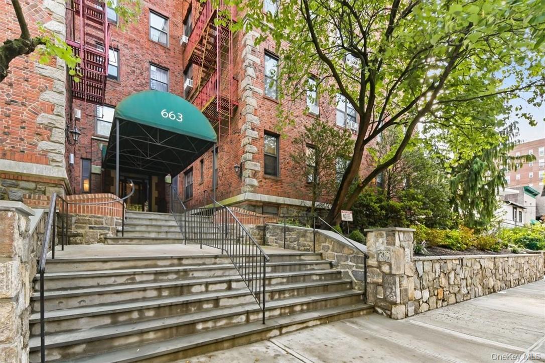 663 Locust Street # 4A, Mount Vernon, NY 10552