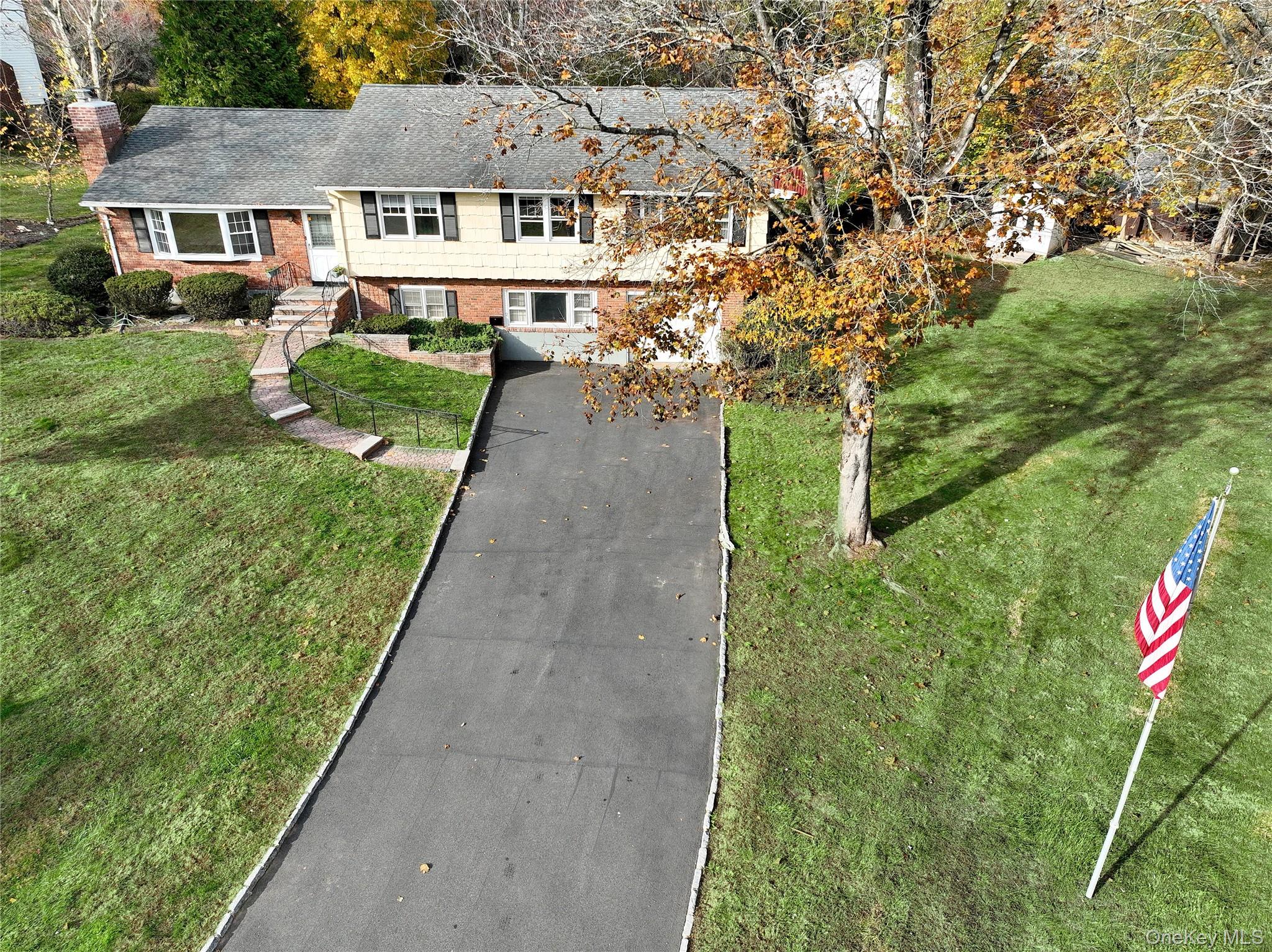 2 Prides Crossing, New City, NY 10956