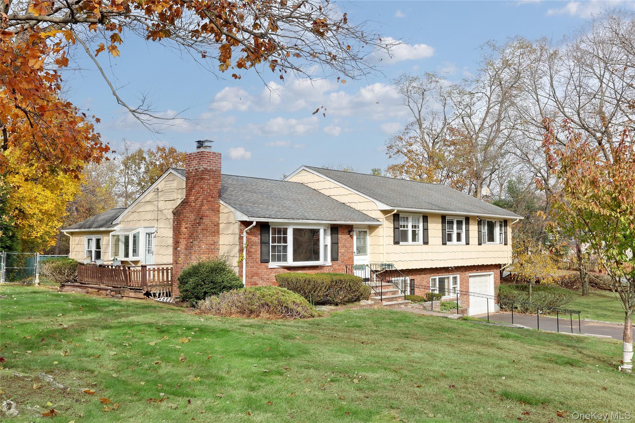 2 Prides Crossing, New City, NY 10956