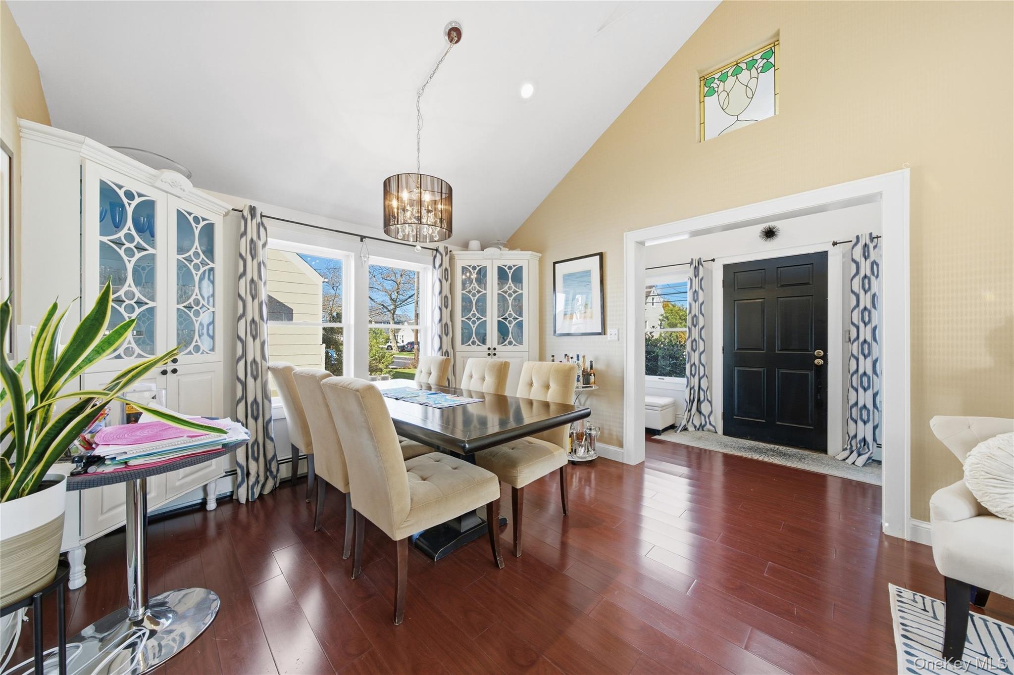 38 Bayside Place, Amityville, NY 11701