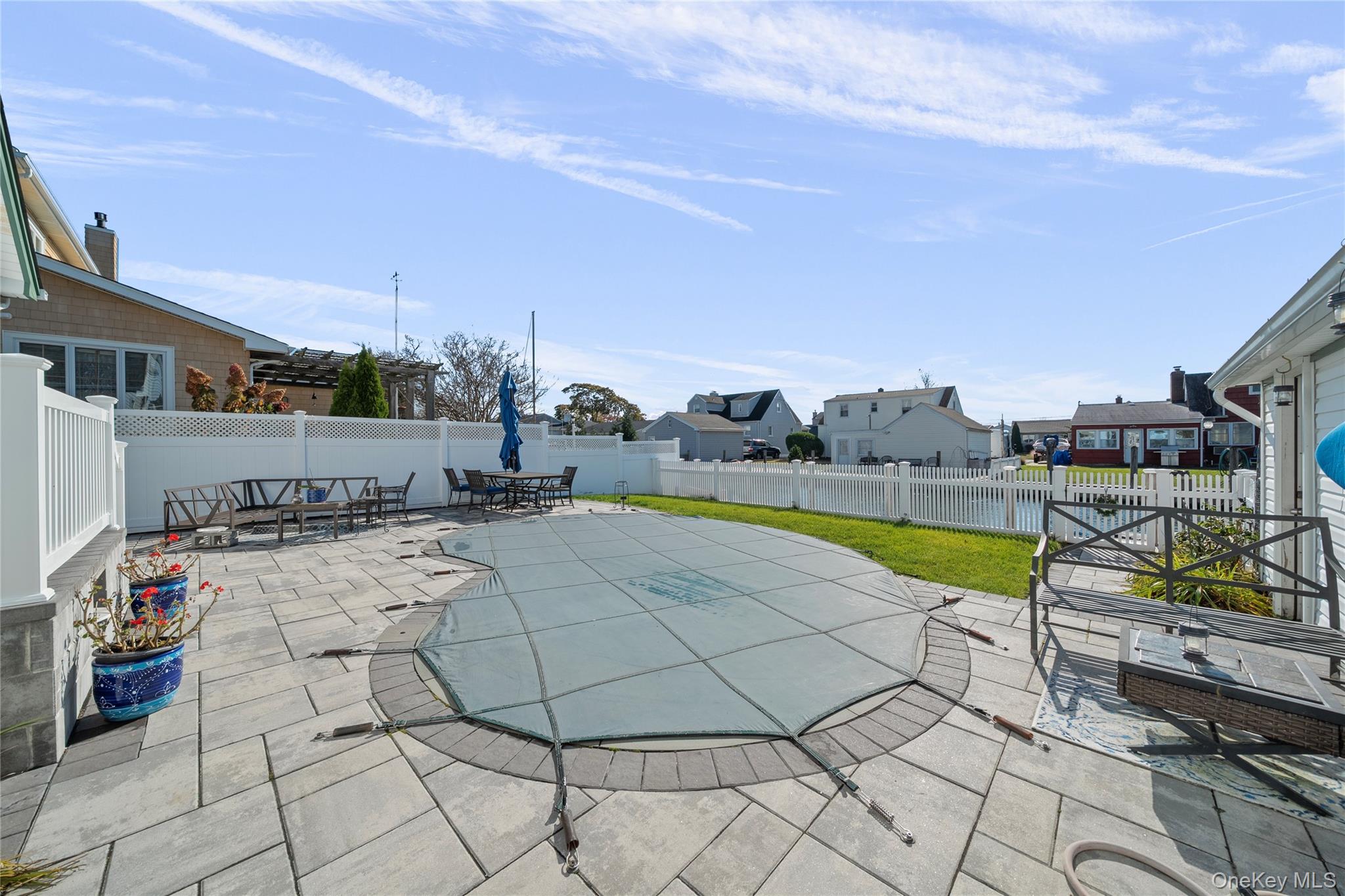 38 Bayside Place, Amityville, NY 11701