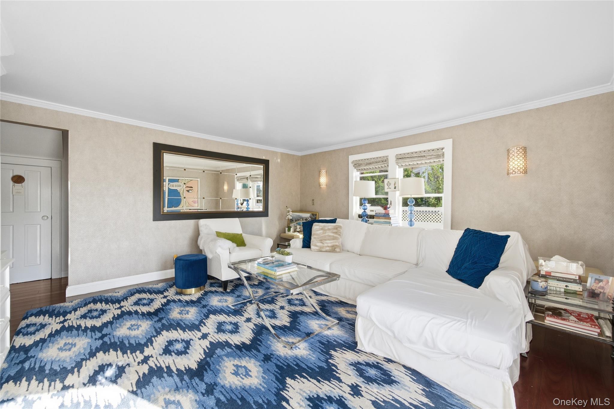 38 Bayside Place, Amityville, NY 11701