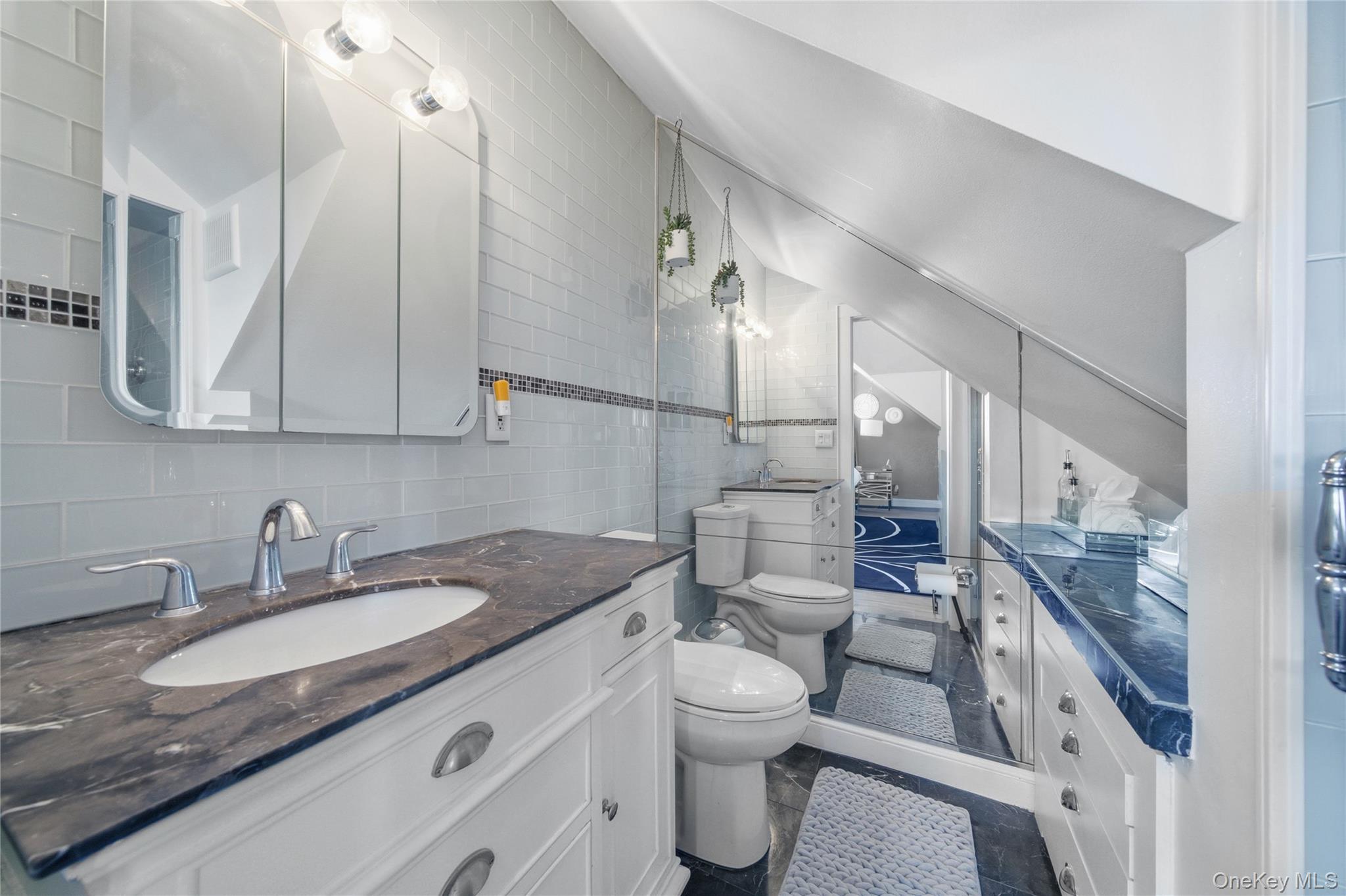 38 Bayside Place, Amityville, NY 11701