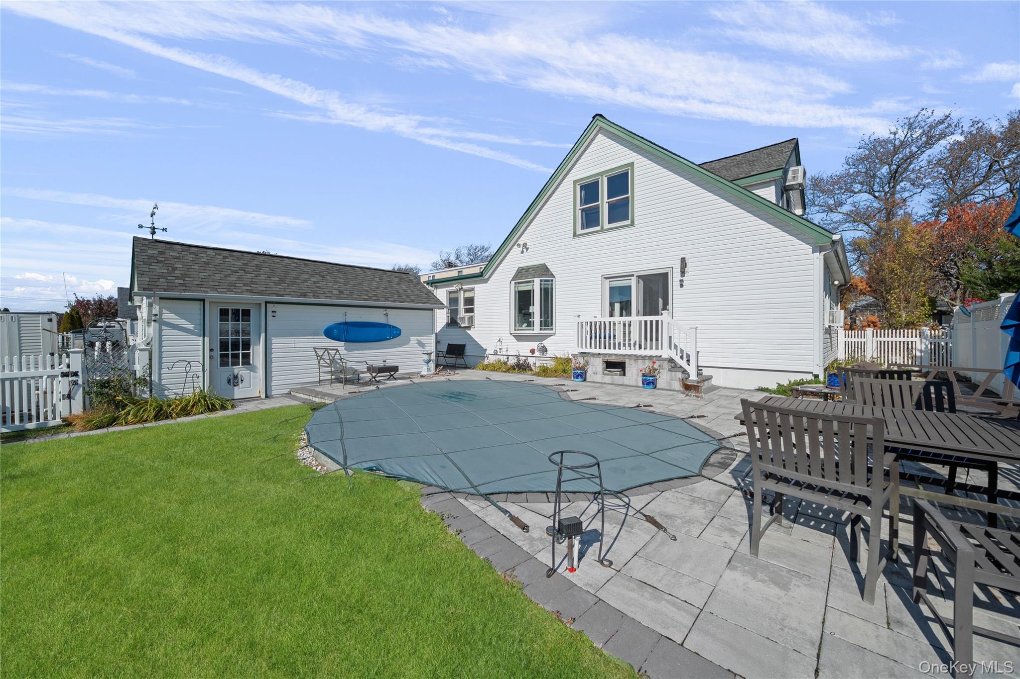 38 Bayside Place, Amityville, NY 11701