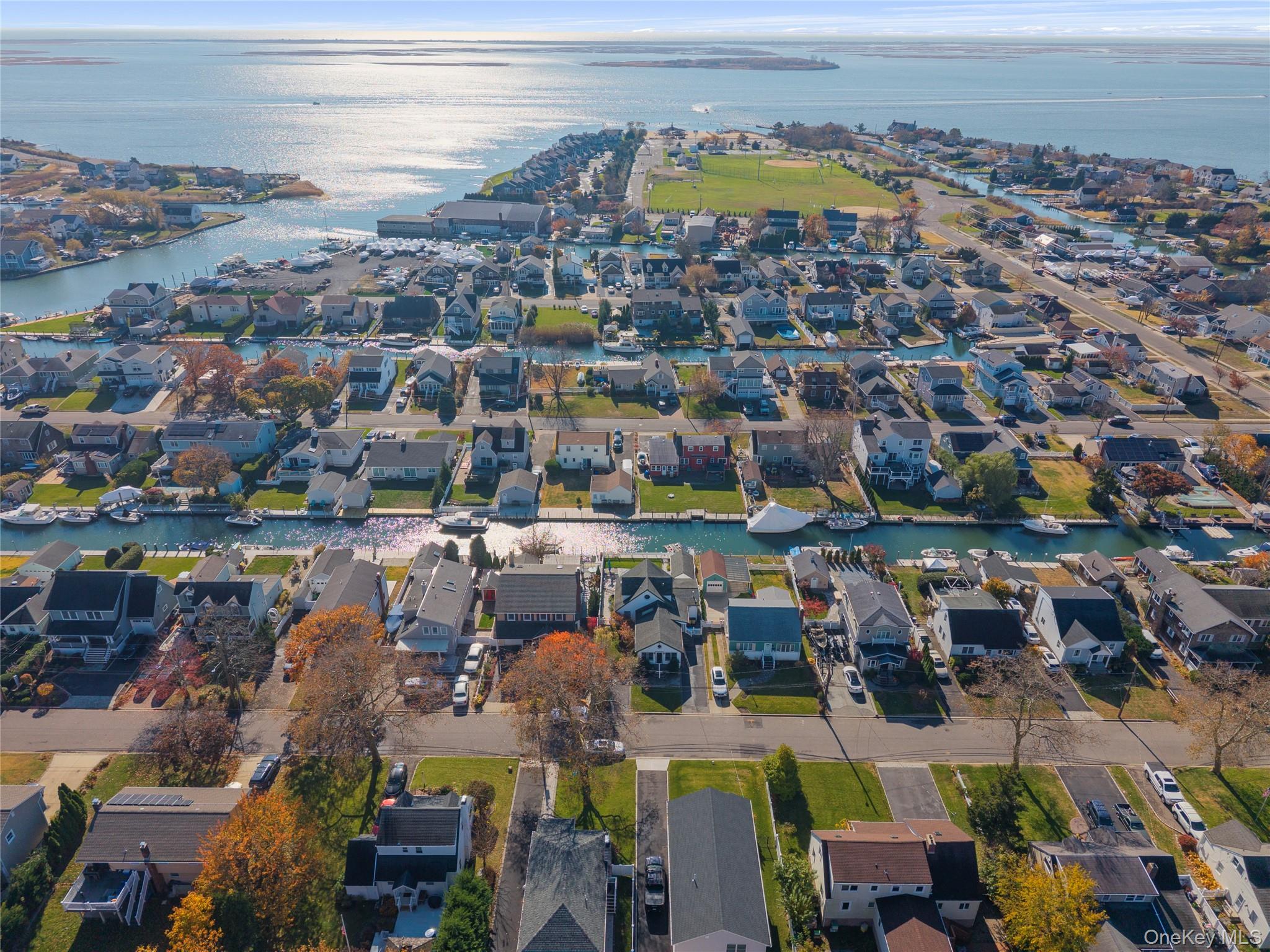 38 Bayside Place, Amityville, NY 11701