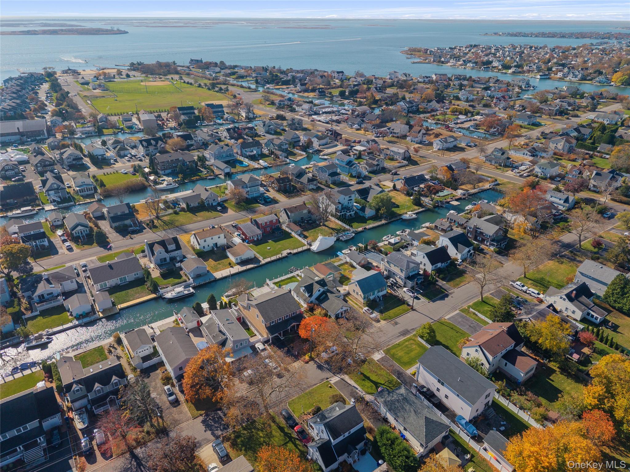 38 Bayside Place, Amityville, NY 11701