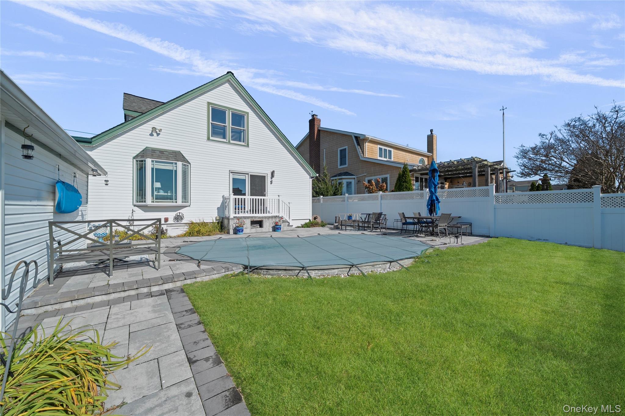 38 Bayside Place, Amityville, NY 11701