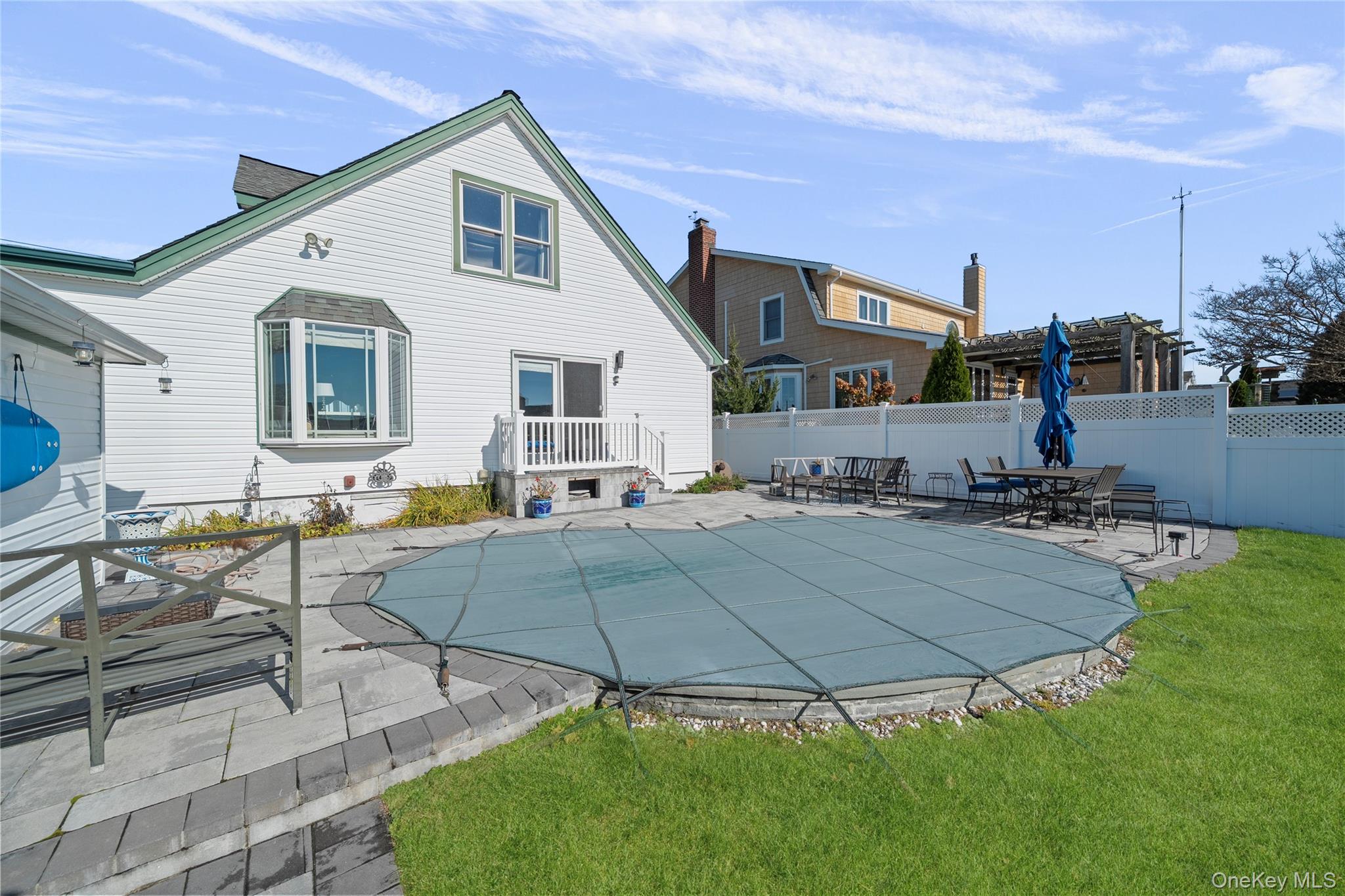 38 Bayside Place, Amityville, NY 11701