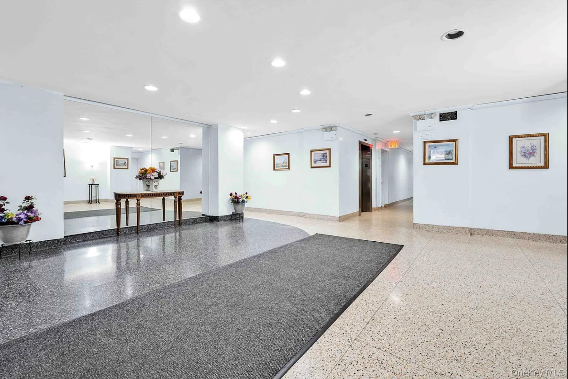 3044 29th Street # 6D, Astoria, NY 11102